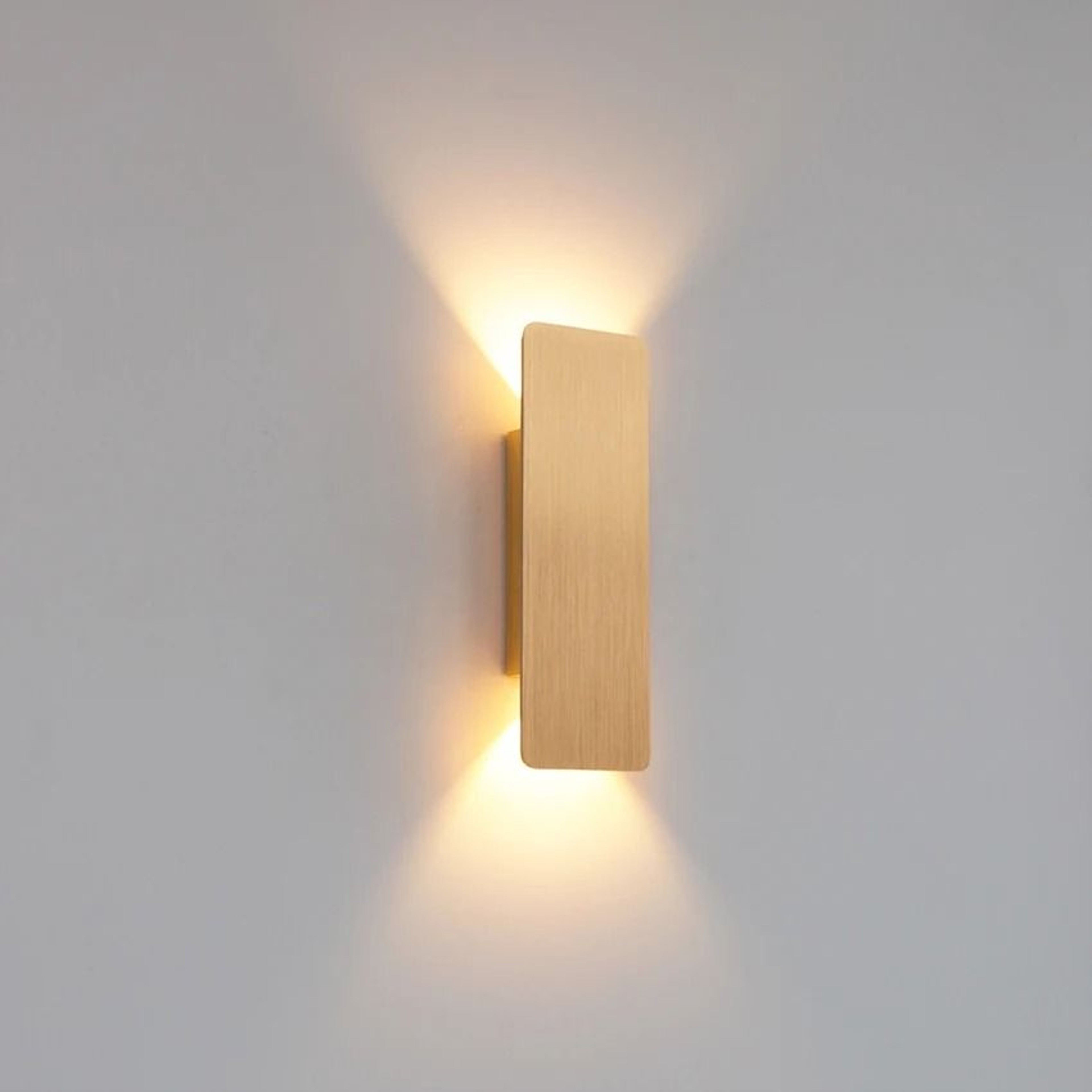 Modern Aluminum LED Accent Wall Lamp 0