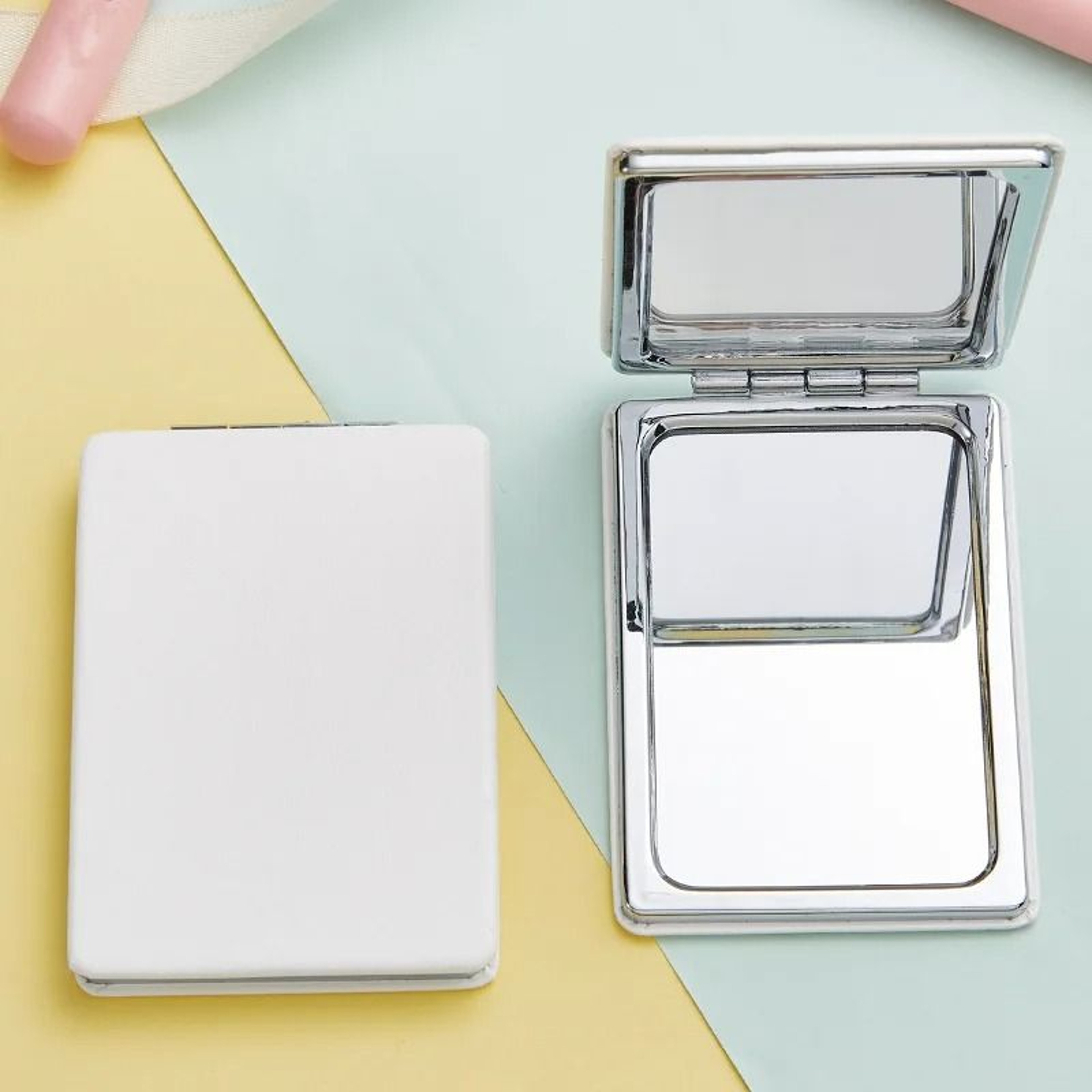 Mini Folding Pocket Mirror Portable Compact Travel Makeup Mirror 6