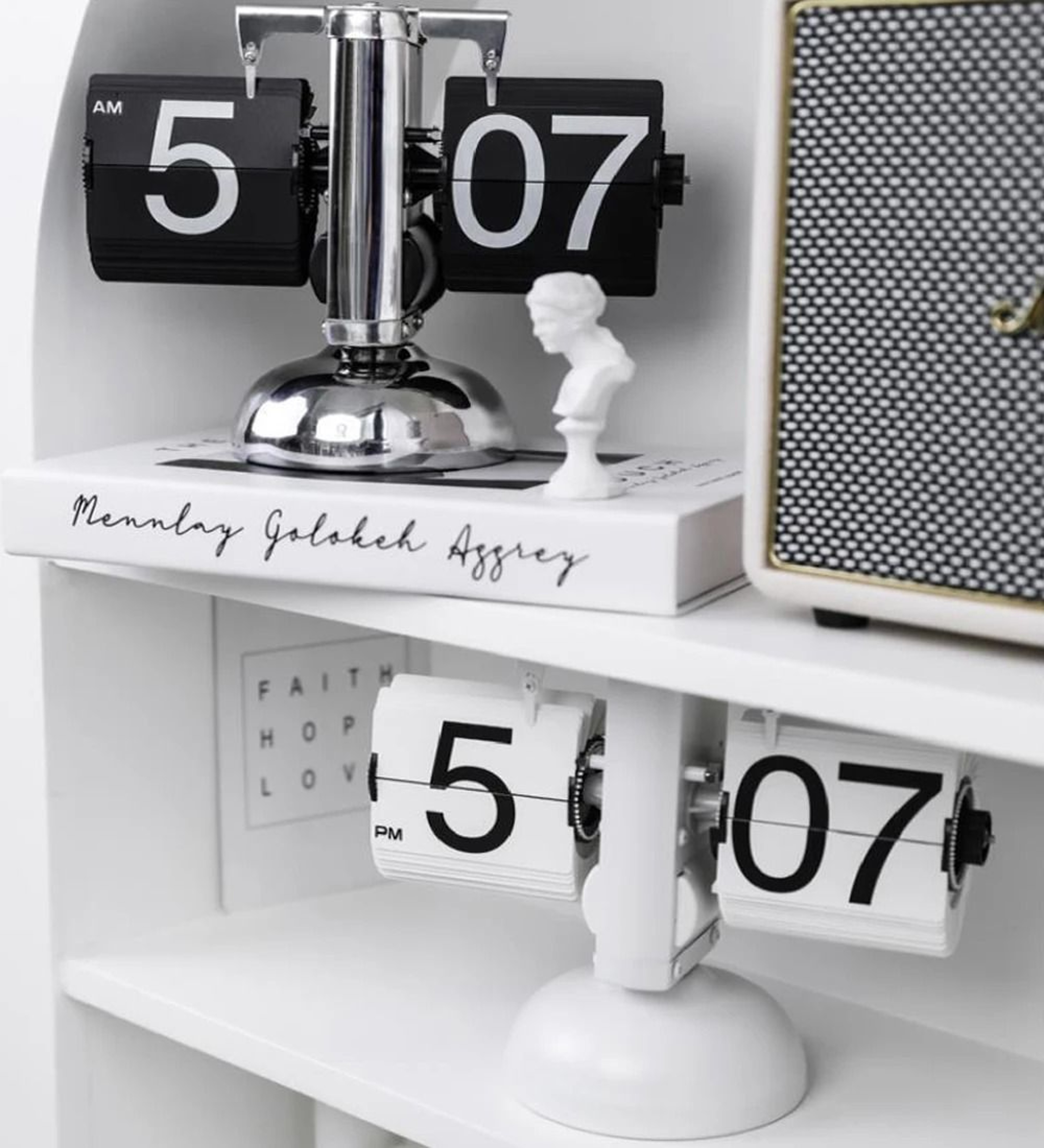 Automatic Retro Flip Desk Clock With Large Number Display 8