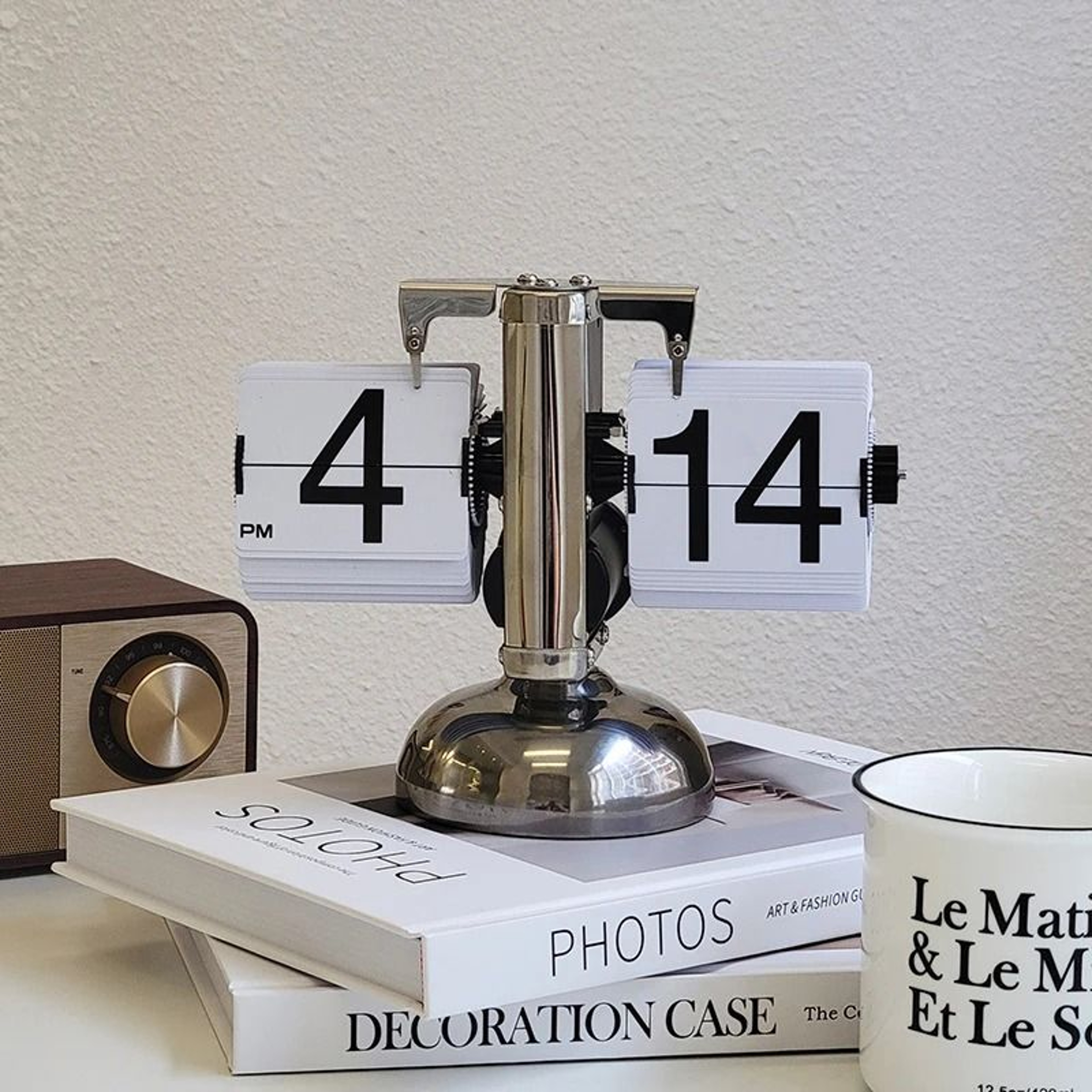 European Retro Automatic Flip Desk Clock With Mechanical Page Turning 11