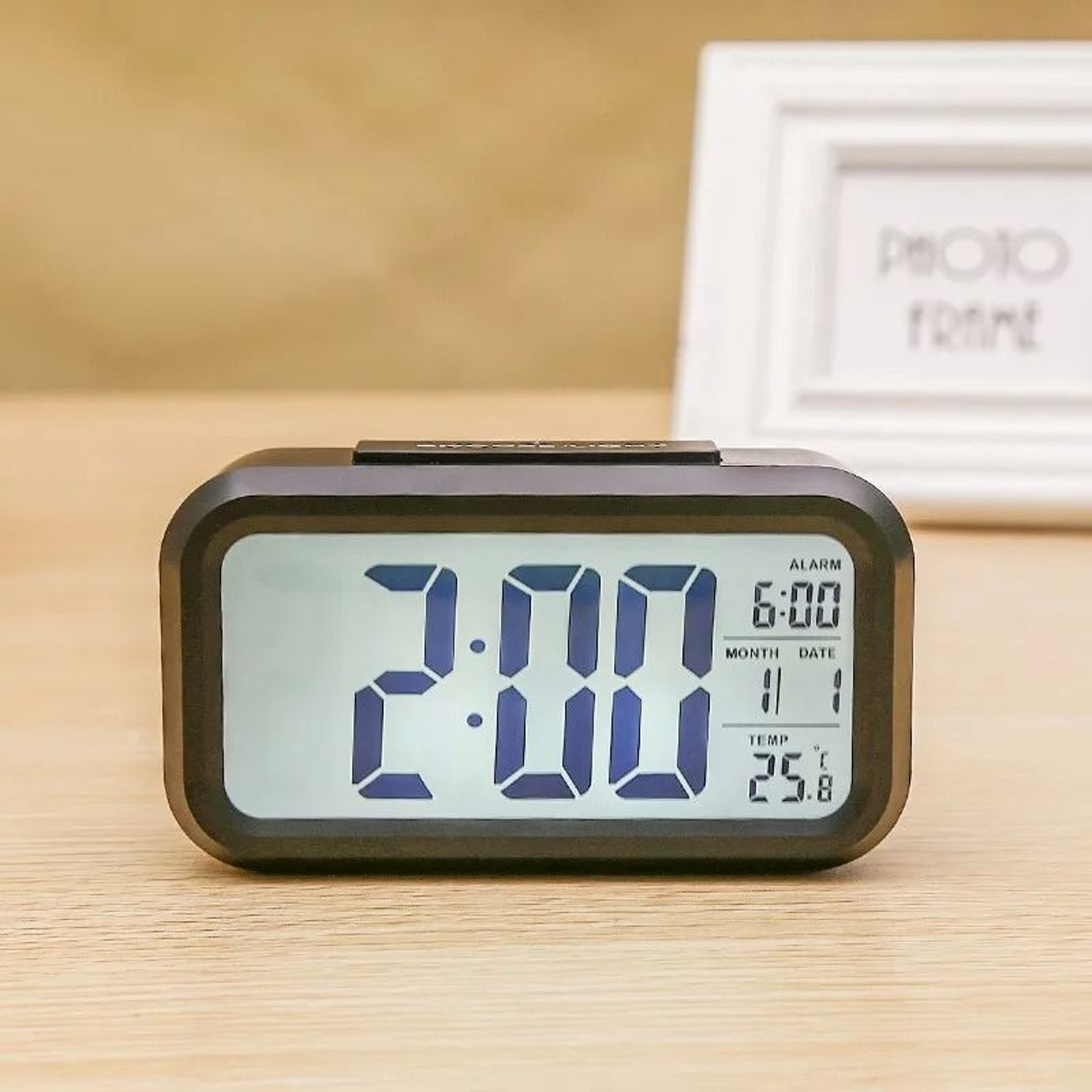 Modern Digital Alarm Clock Battery Powered LED Bedside Clock 9
