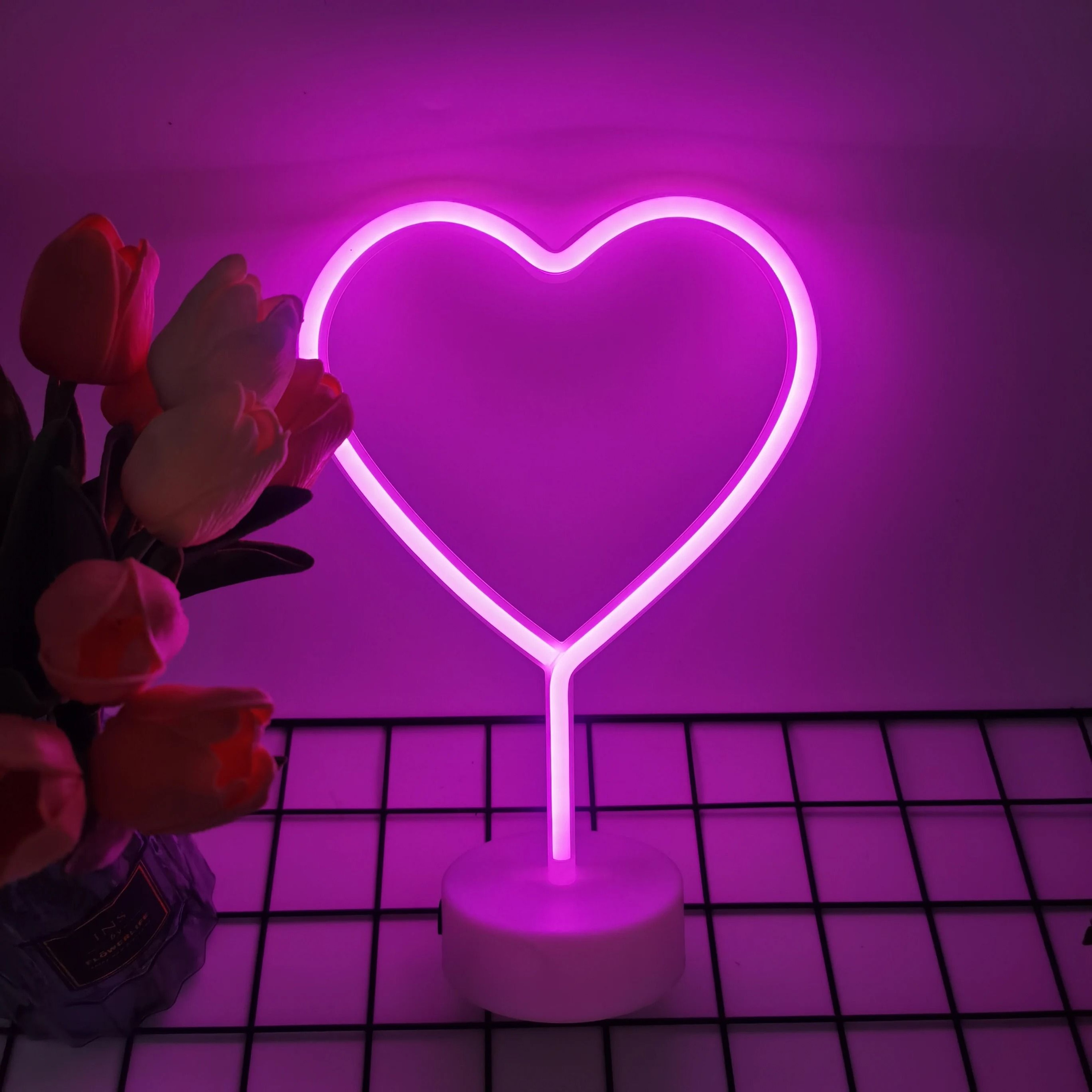 Romantic Heart Shaped Neon Light USB And Battery Powered Decor 4