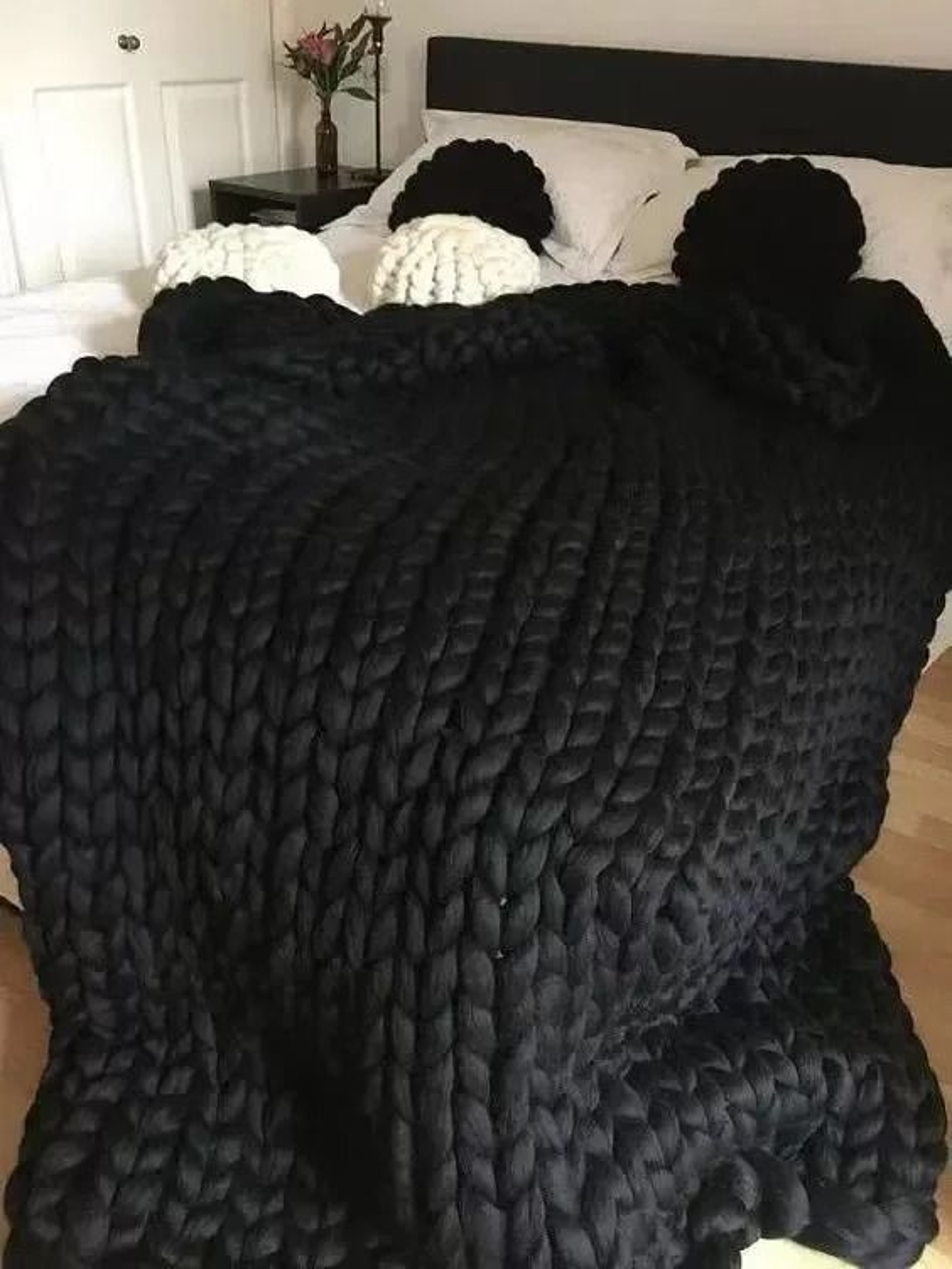 Chunky Knit Weighted Blanket Soft Breathable Queen Size Throw 2