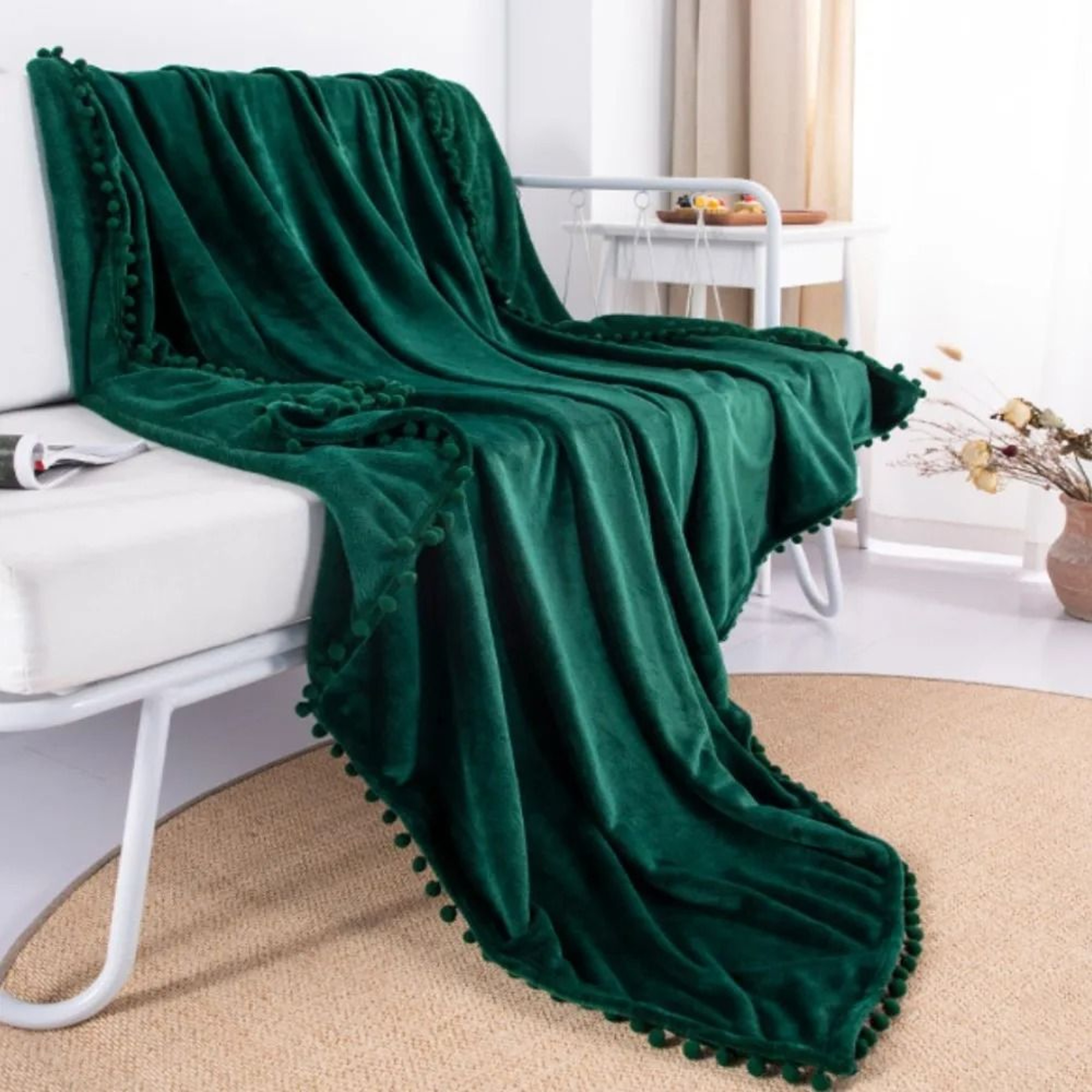 Christmas Green Fleece Throw Blanket With Pom Fringe 15