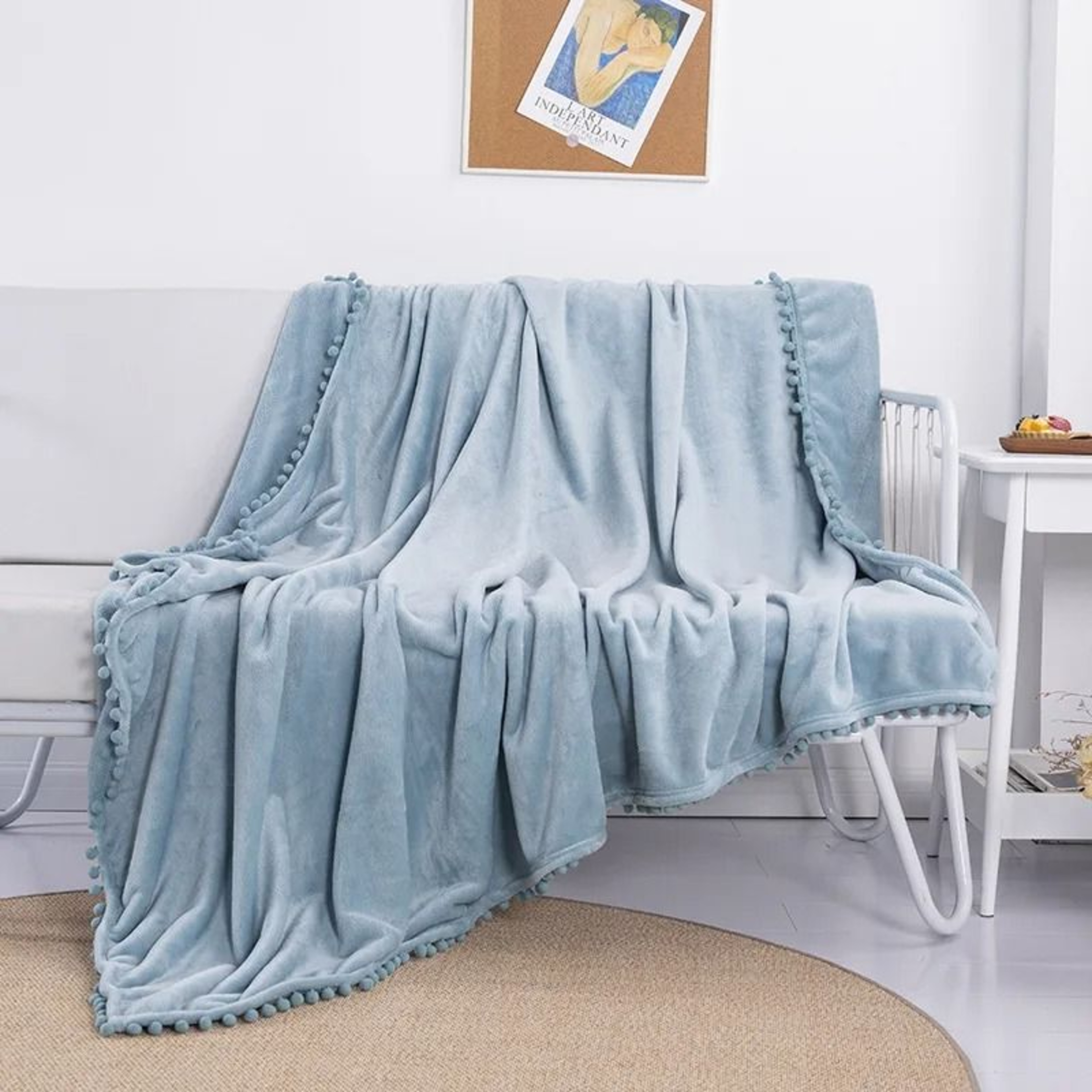 Christmas Green Fleece Throw Blanket With Pom Fringe 8