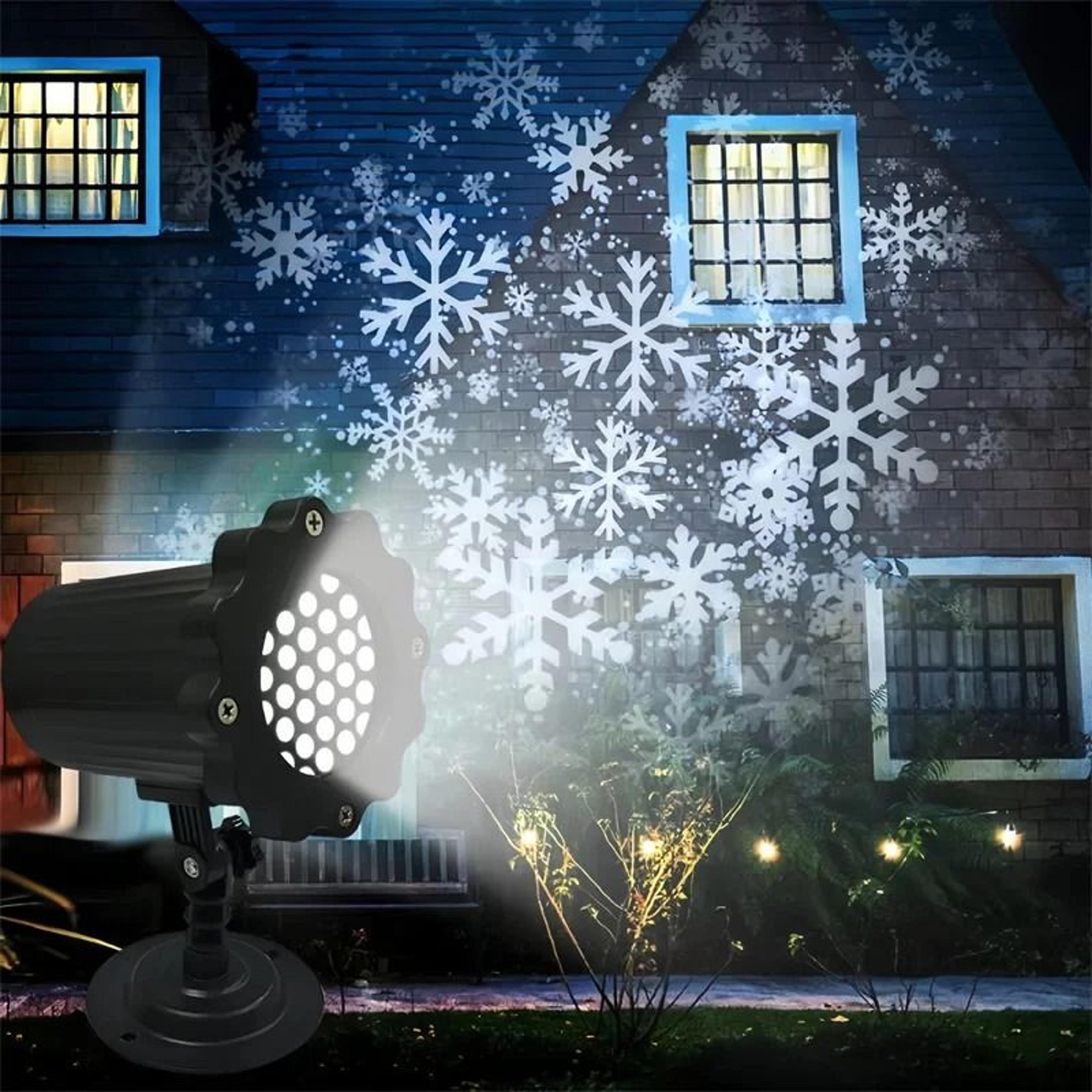Outdoor LED Snowflake Christmas Projector Light With Remote Control 3