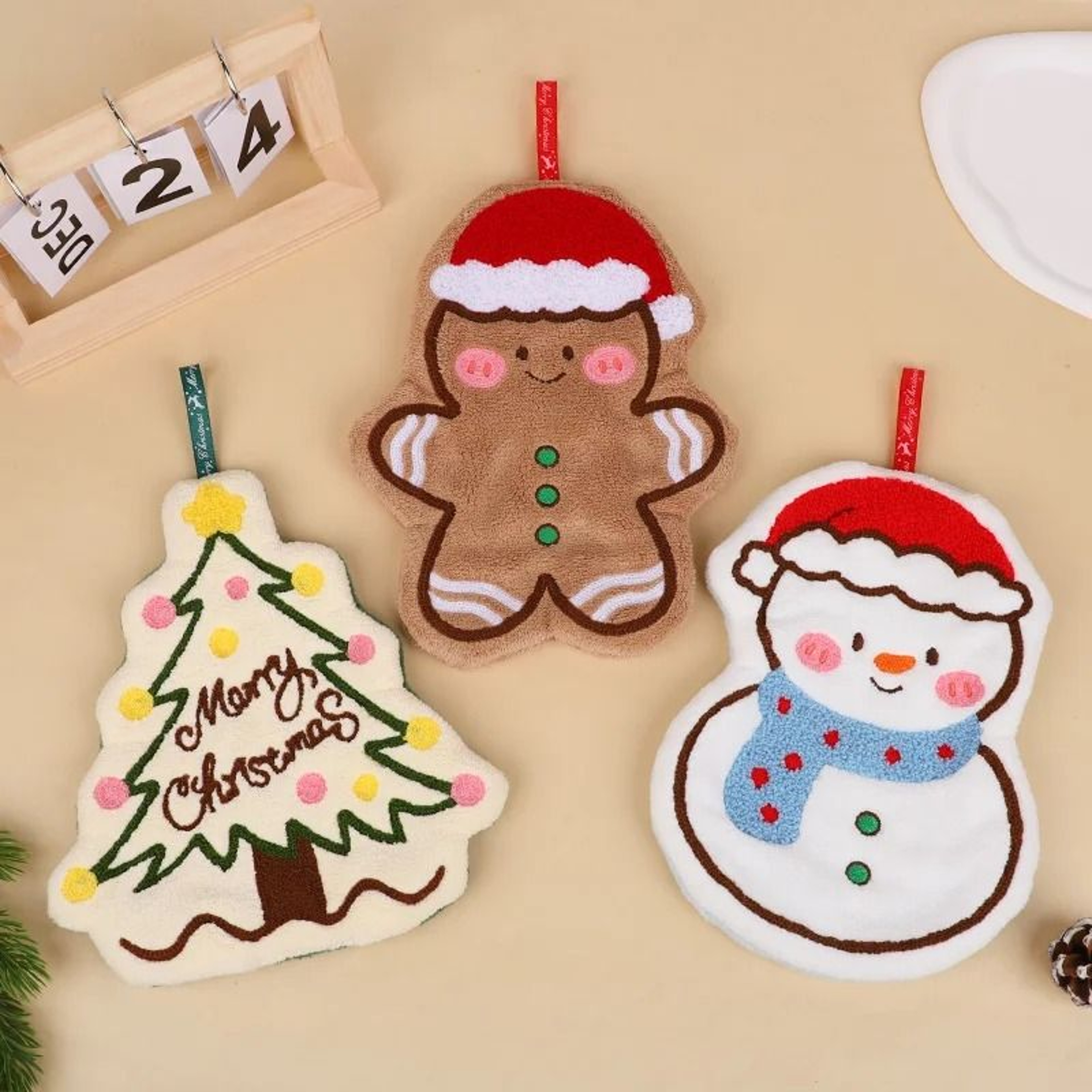 Cute Christmas Coral Fleece Hand Towel With Gingerbread And Snowman Designs 14