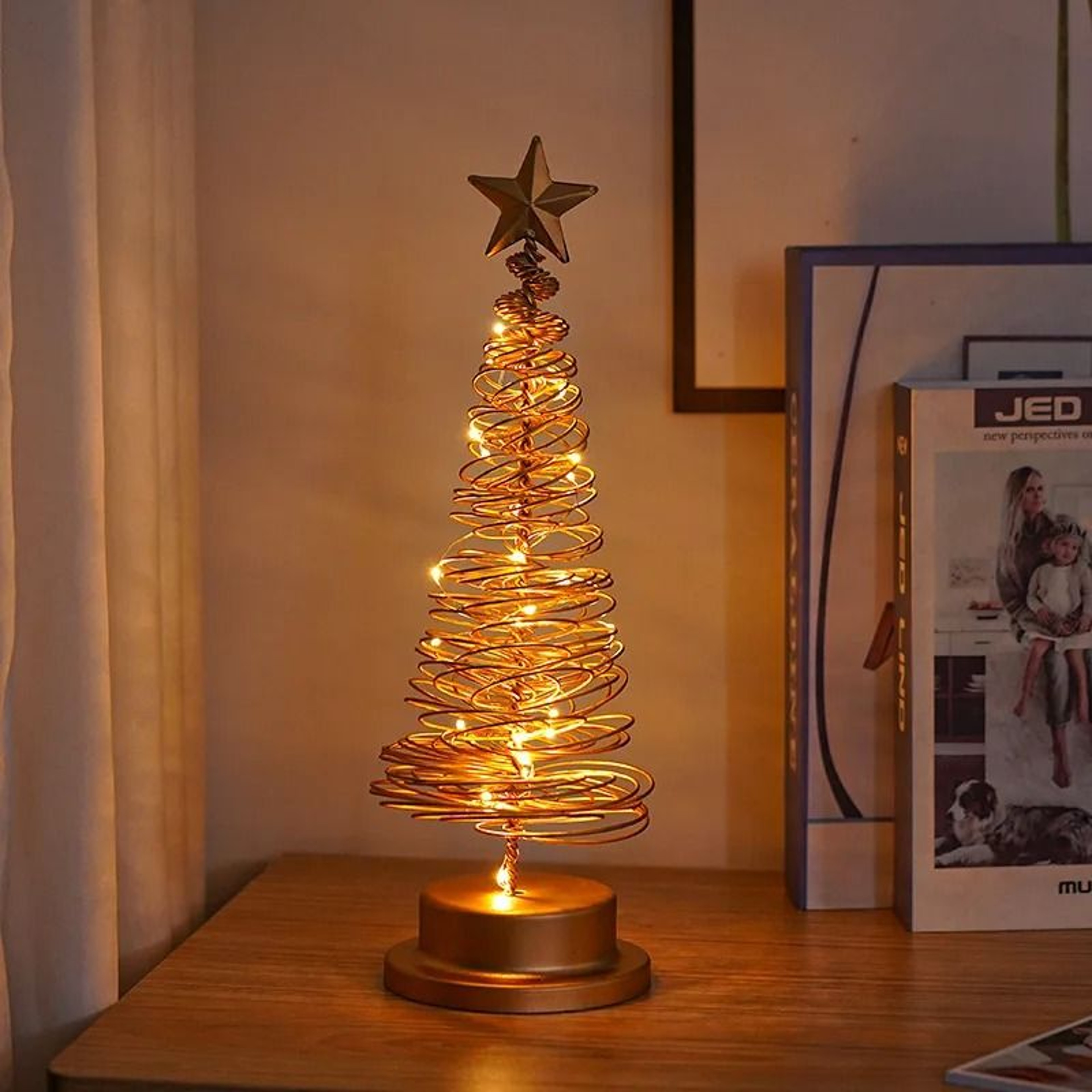 Elegant Wrought Iron Christmas Tree Tabletop Ornament For Holiday Decor 3