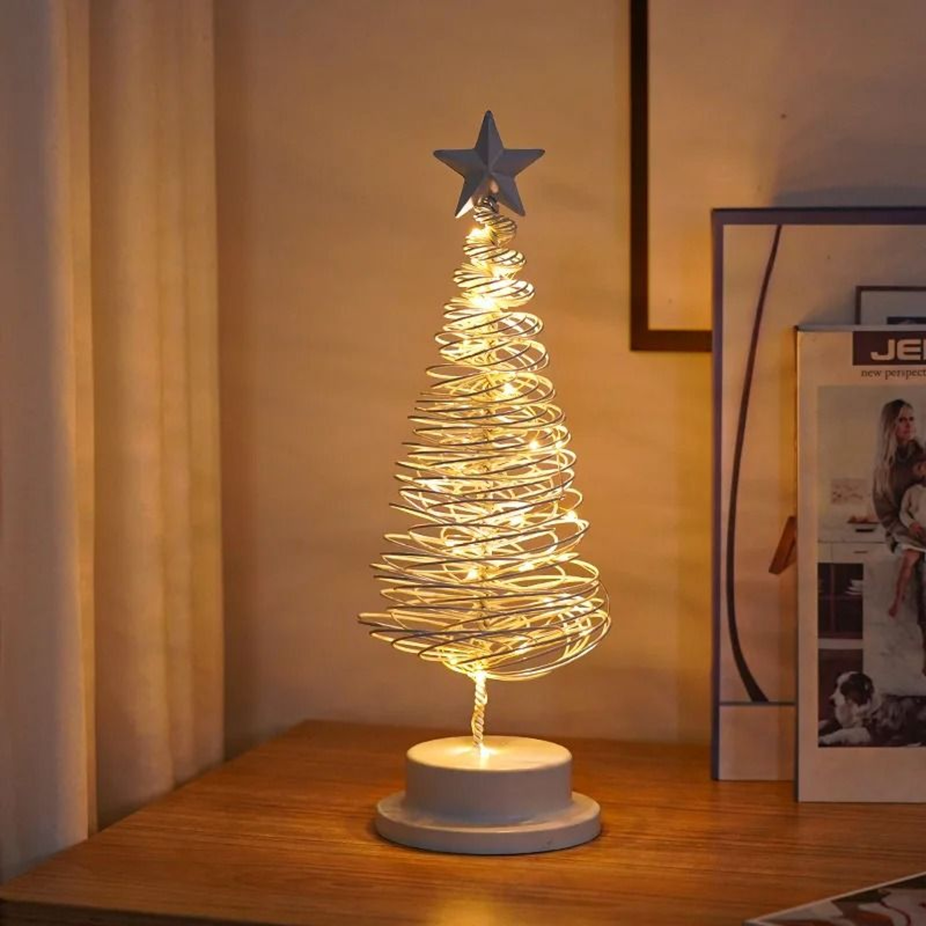 Elegant Wrought Iron Christmas Tree Tabletop Ornament For Holiday Decor 4