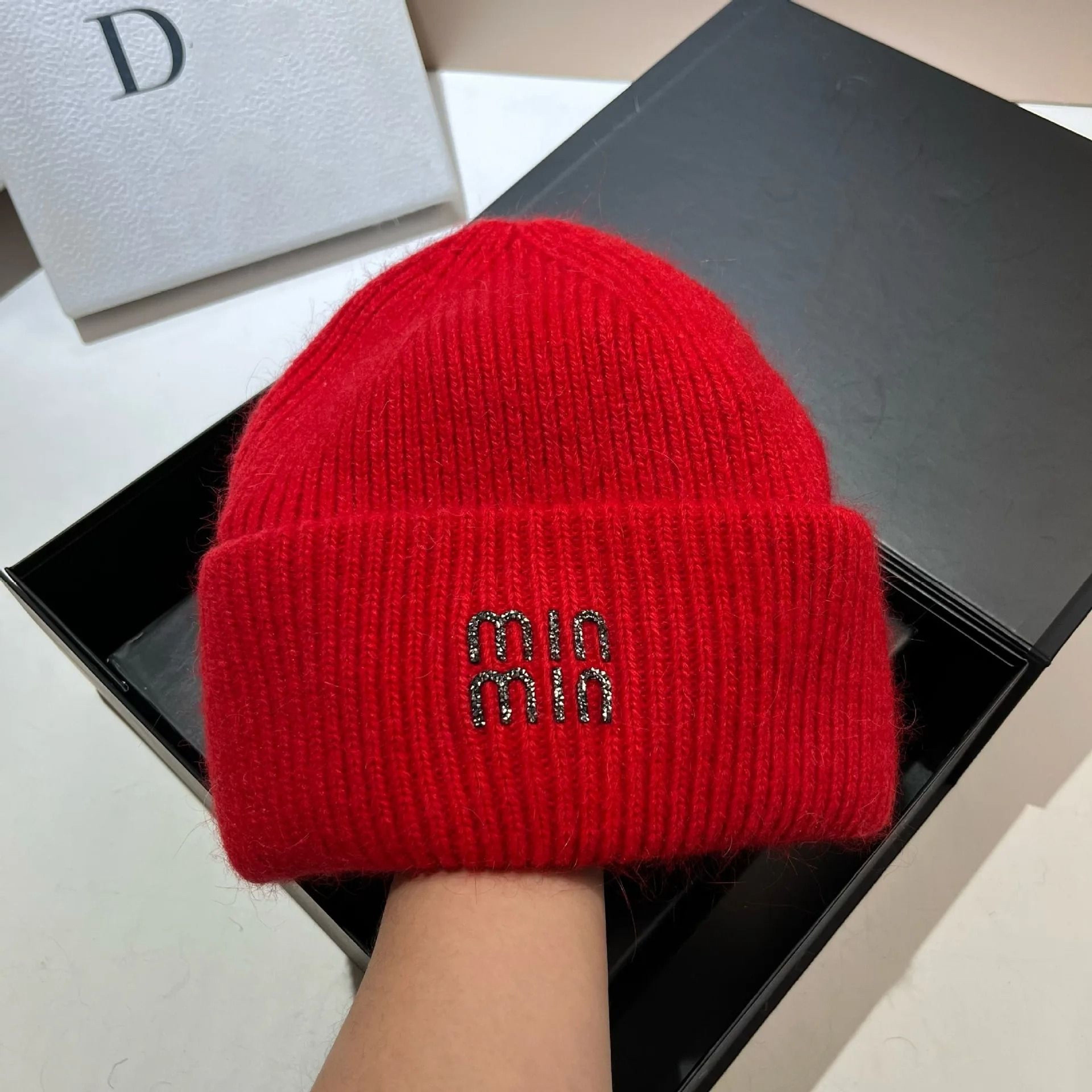 Cozy Korean Style Double Rolled Brim Knit Beanie For Winter Warmth 3