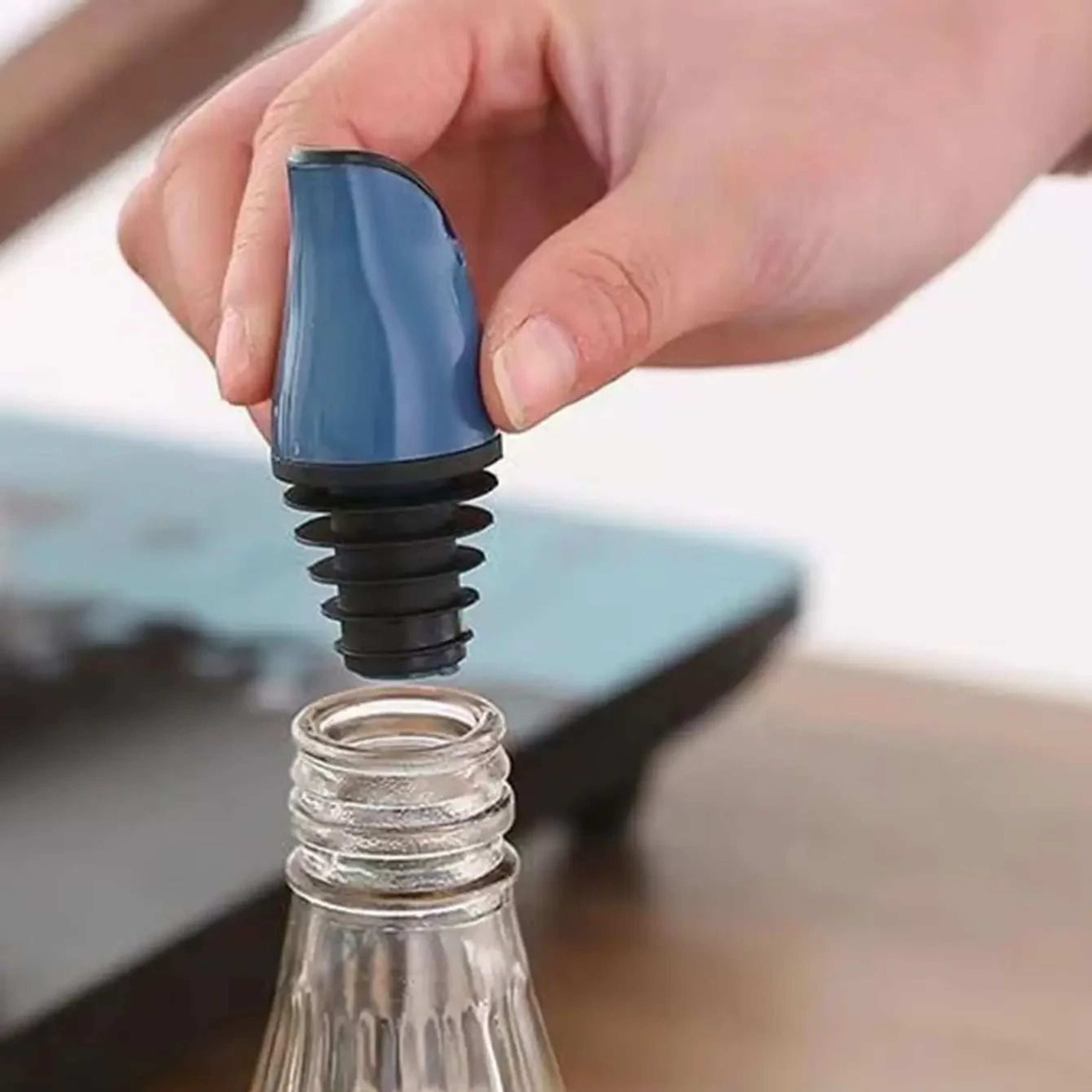 Automatic Oil Bottle Pour Spout Cap For Easy No Spill Kitchen Dispensing 6
