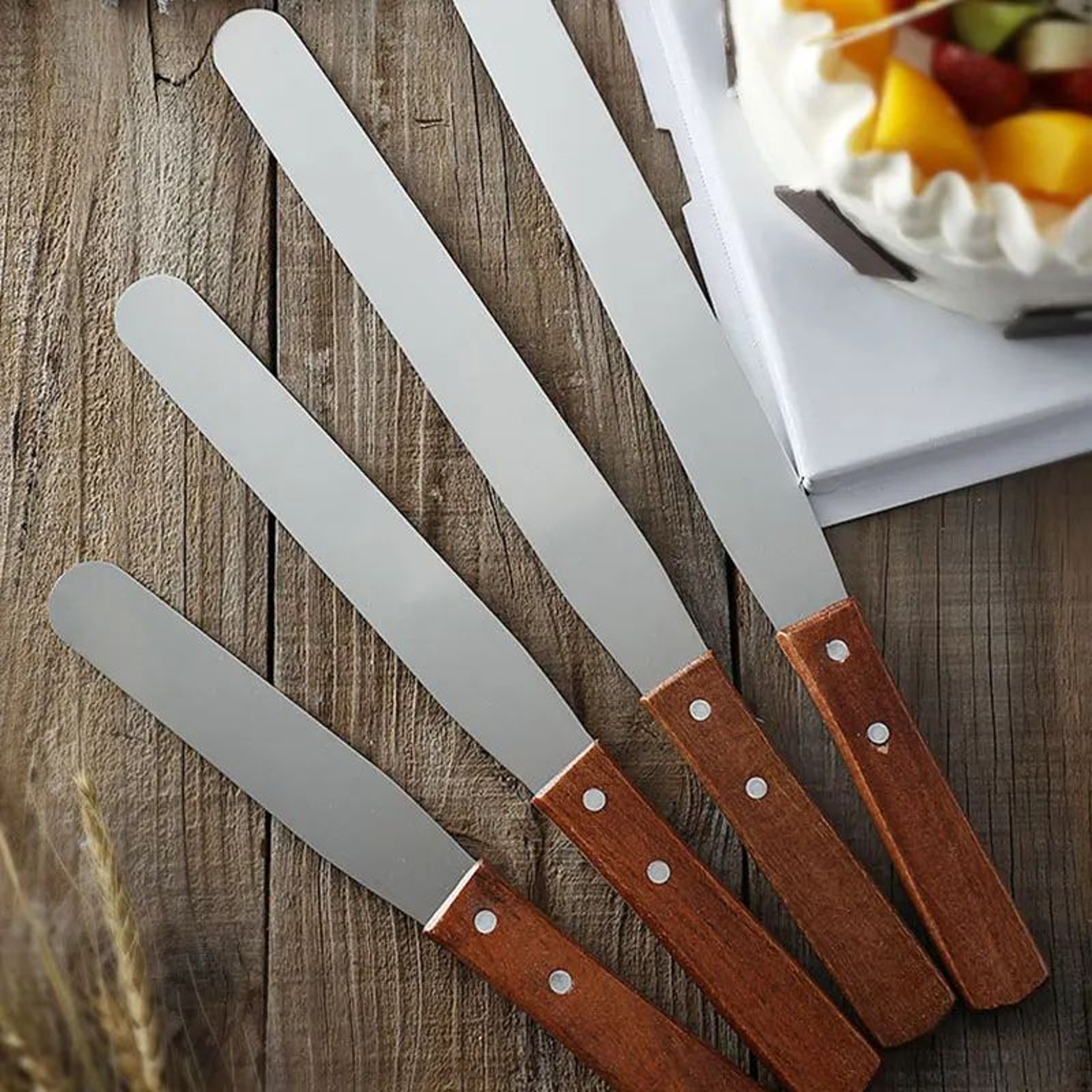 Stainless Steel Cake Icing Spatula With Wooden Handle  Professional Frosting Knife 412 Inch Options 1