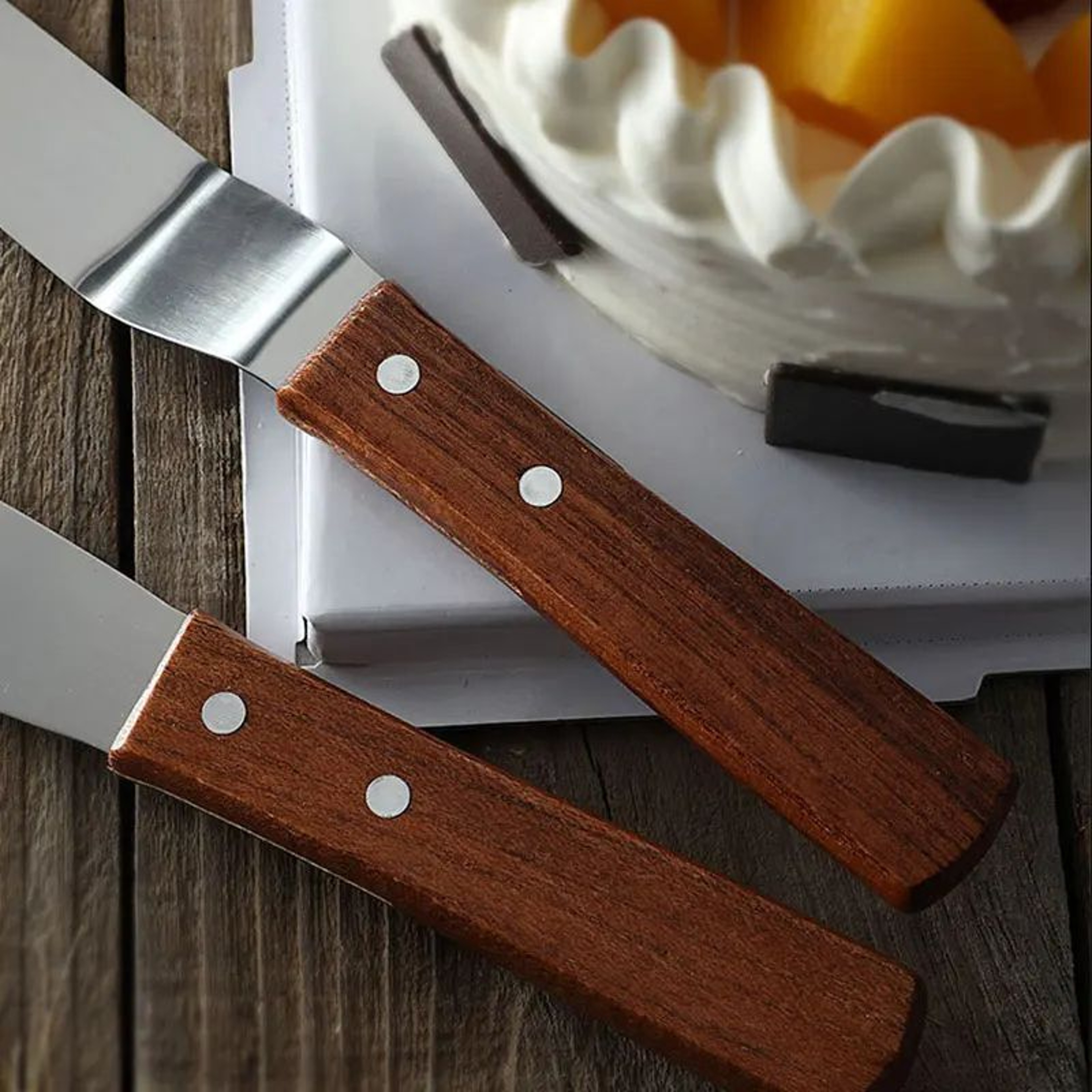 Stainless Steel Cake Icing Spatula With Wooden Handle  Professional Frosting Knife 412 Inch Options 2
