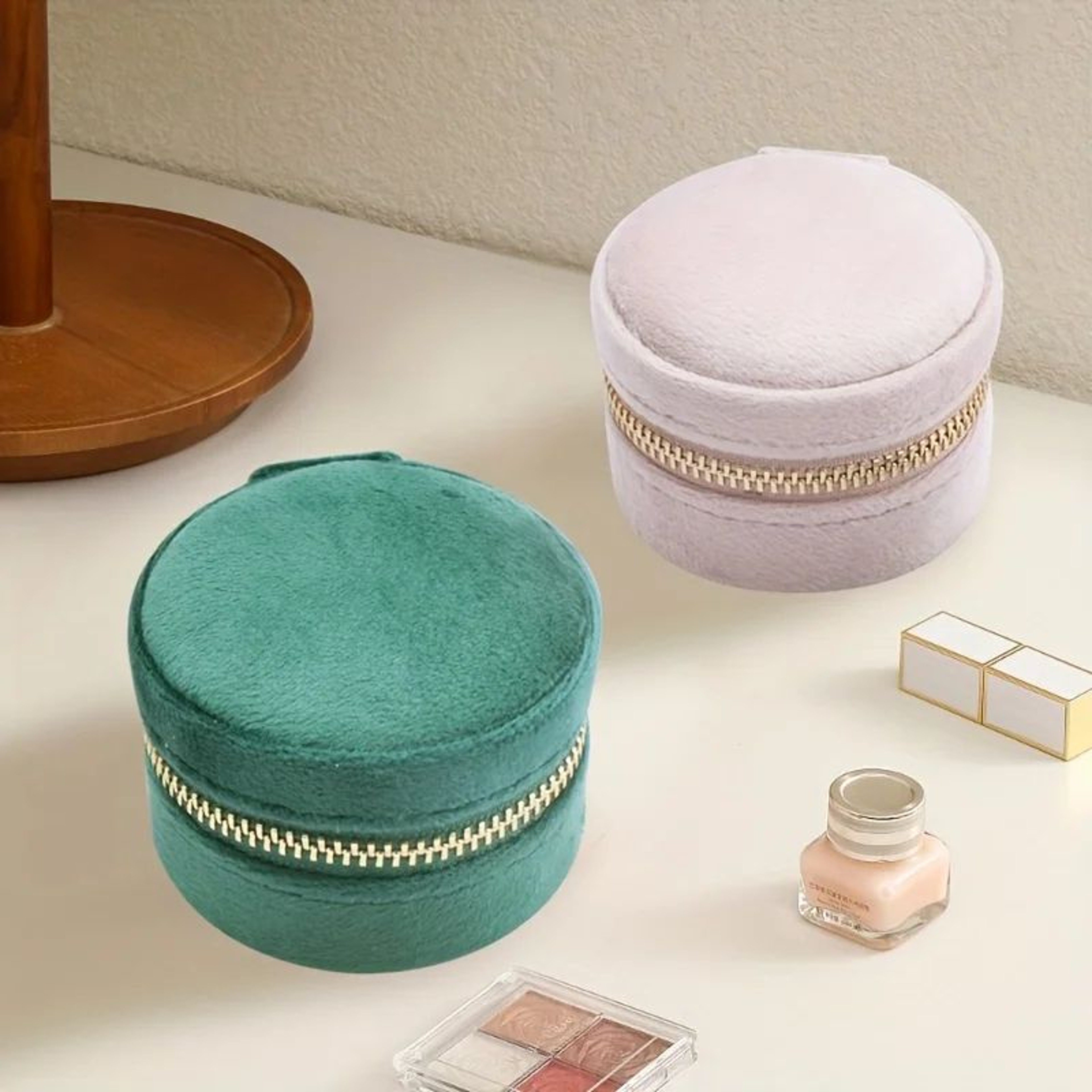 Mini Velvet Travel Jewelry Box  Portable Round Organizer For Rings Earrings  Necklaces 2