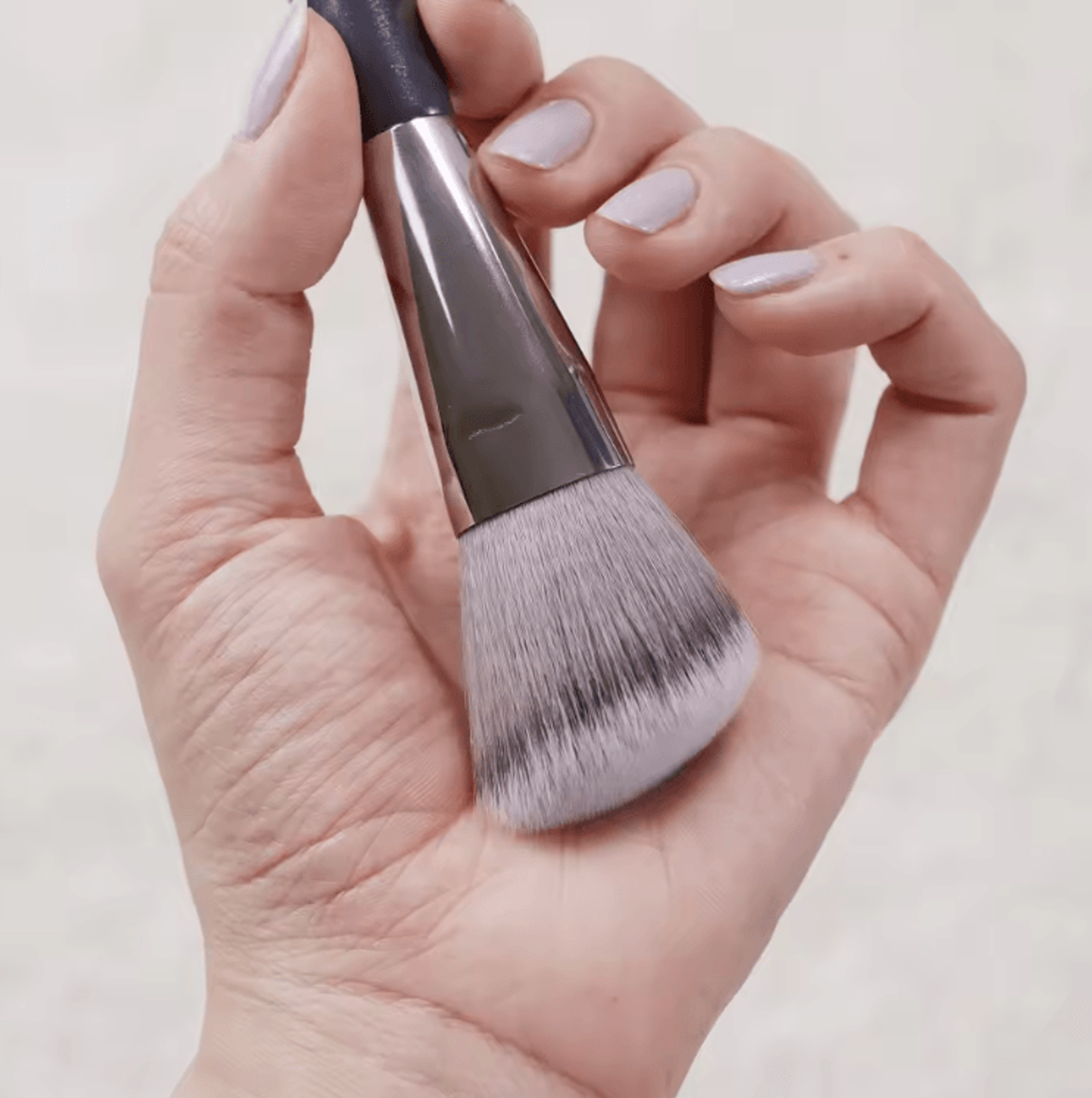 A507 Angled Blush Brush For Seamless Contour Bronzer And Highlight Blending 1