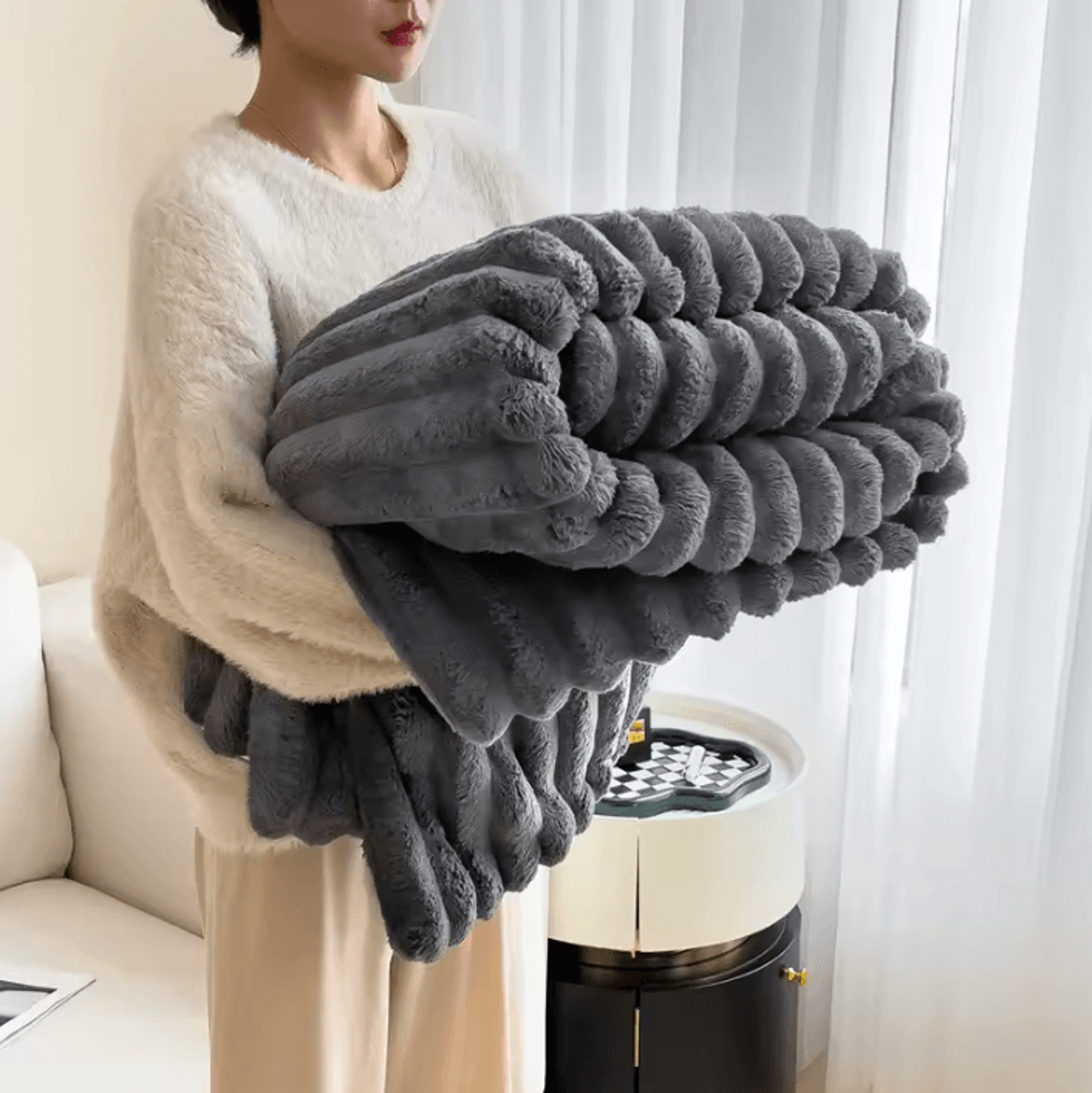 Faux Rabbit Fur Plush Nap Blanket 10