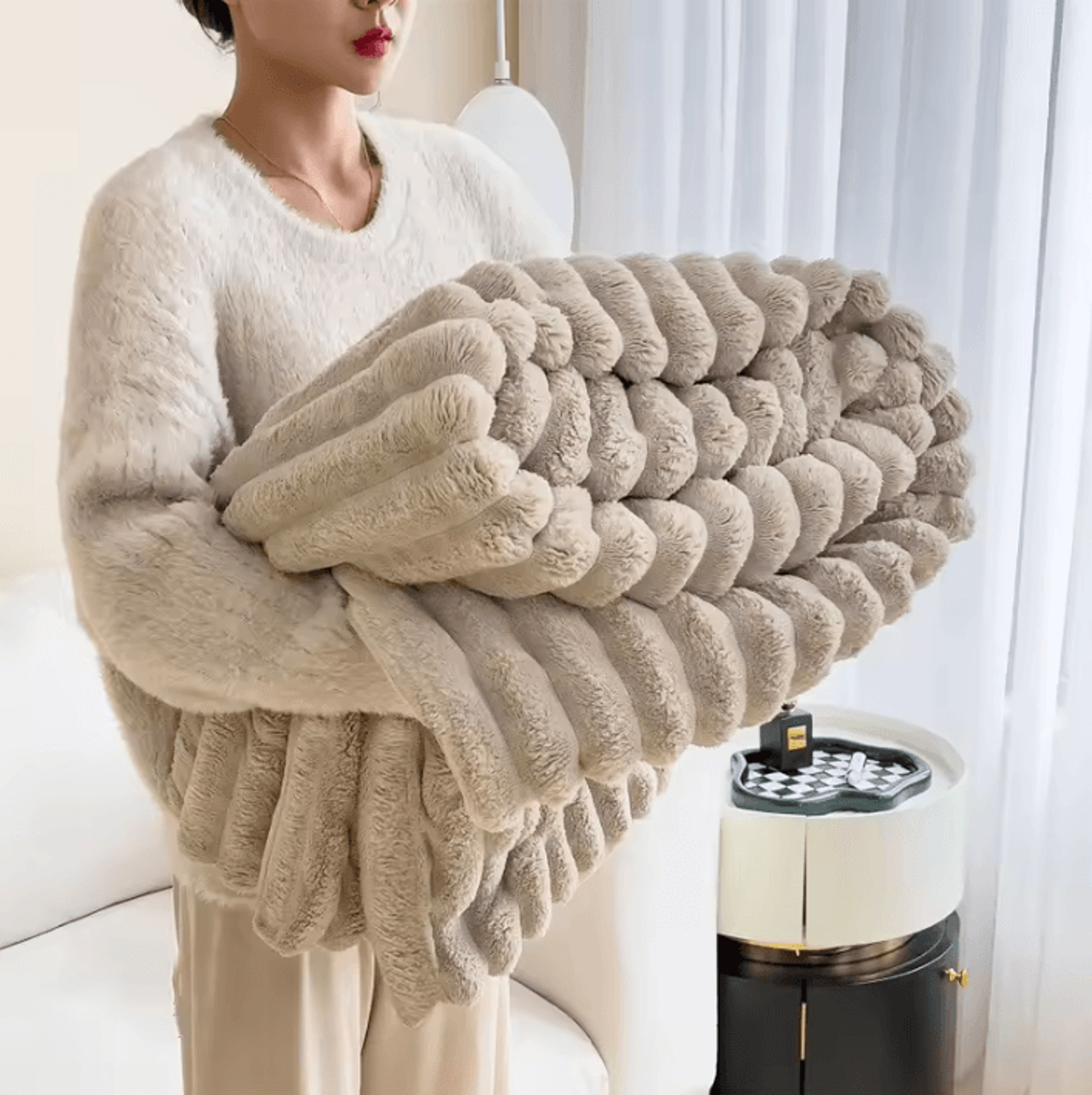 Faux Rabbit Fur Plush Nap Blanket 6