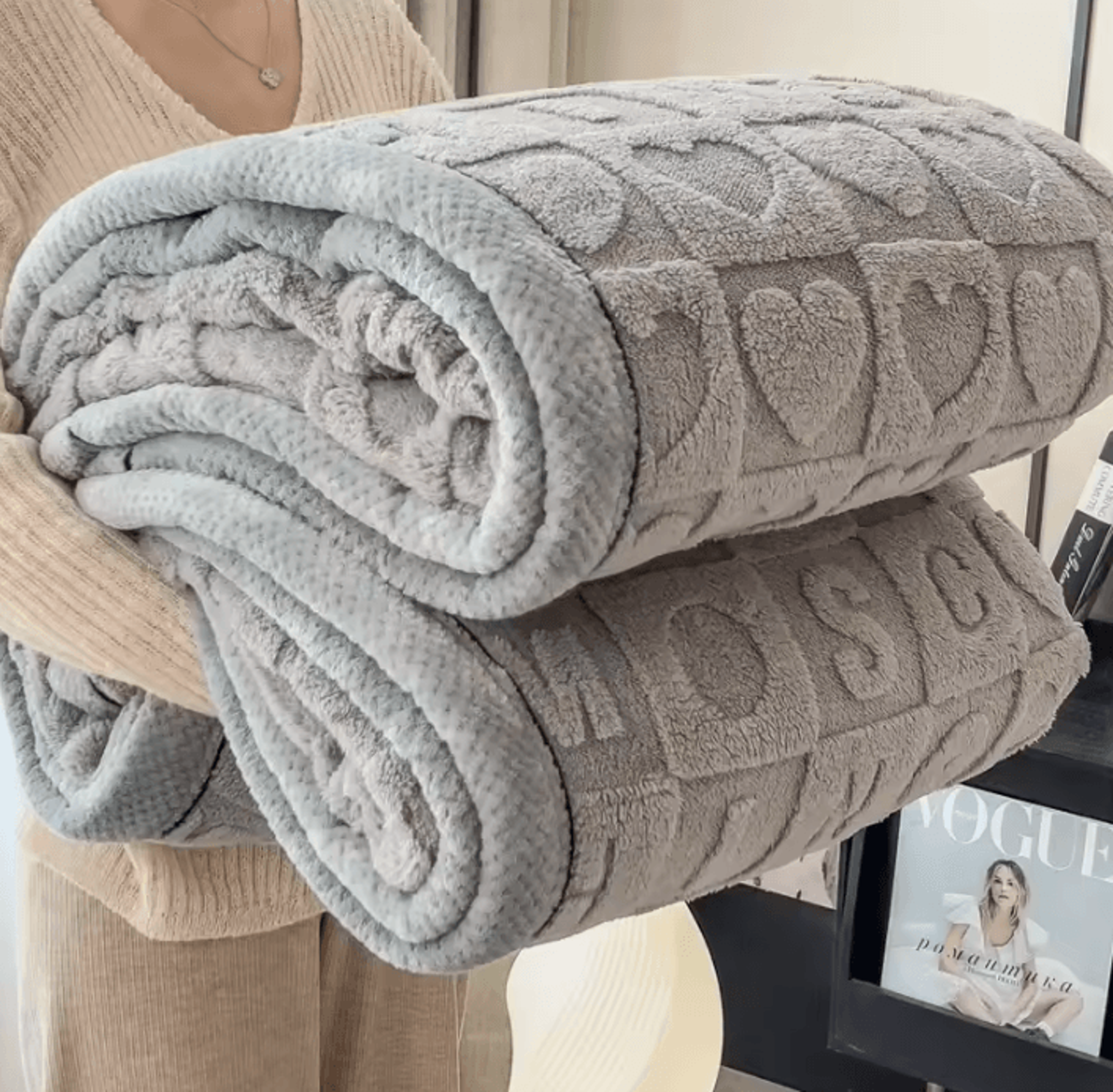 3D Heart Coral Fleece Throw Blanket 7