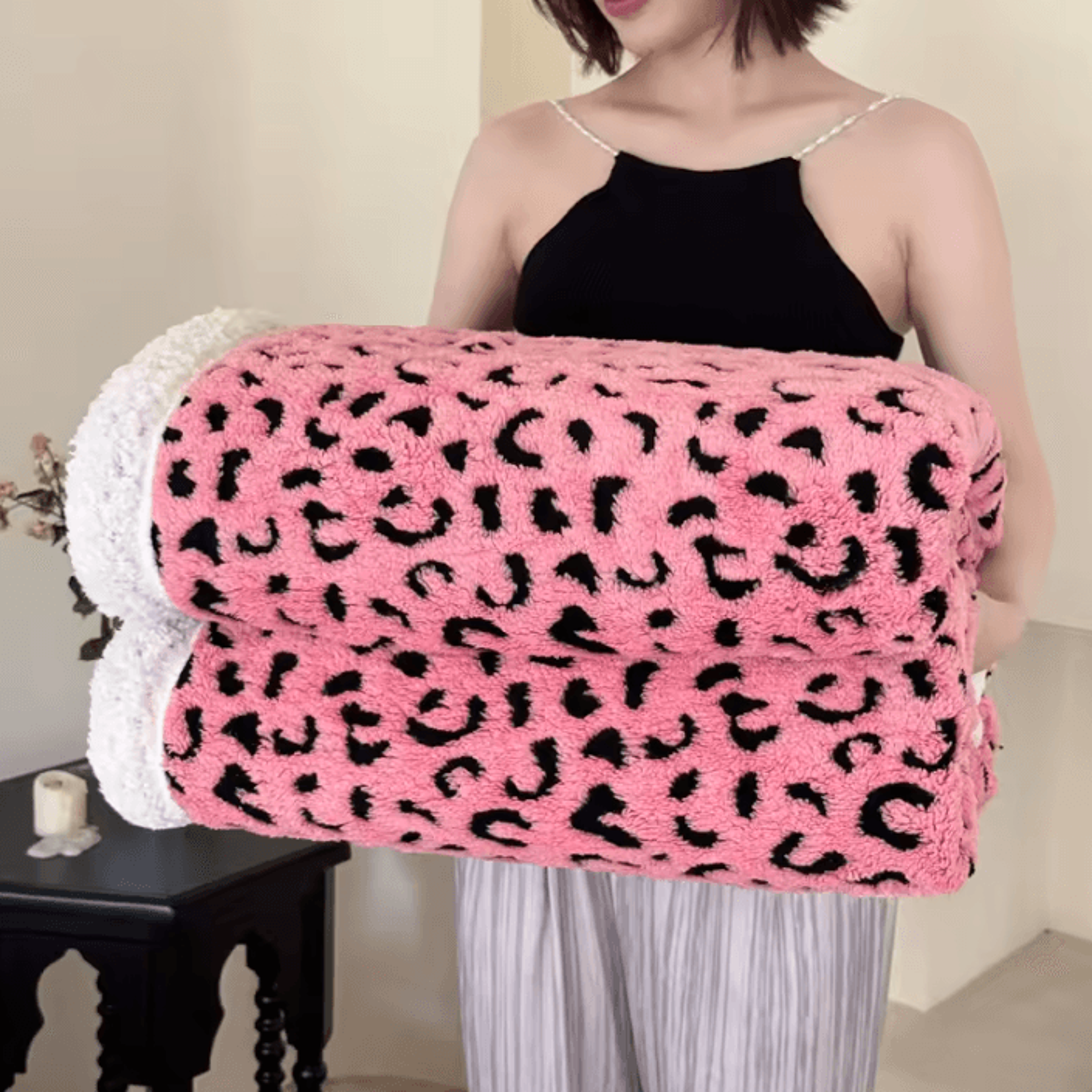 Leopard Print Lambswool Jacquard Throw Blanket 5