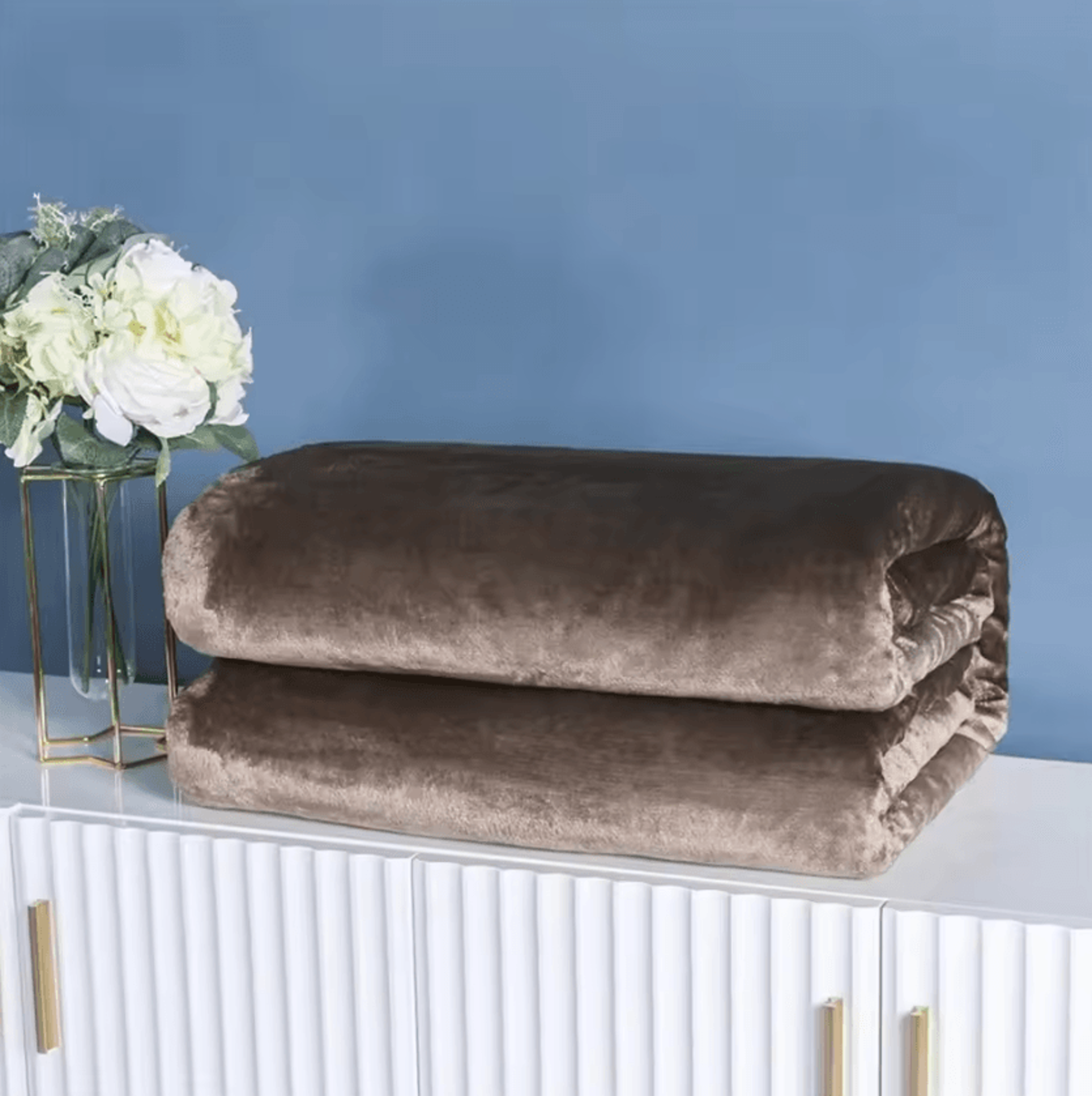 Solid Color Coral Fleece Office Nap Blanket 9