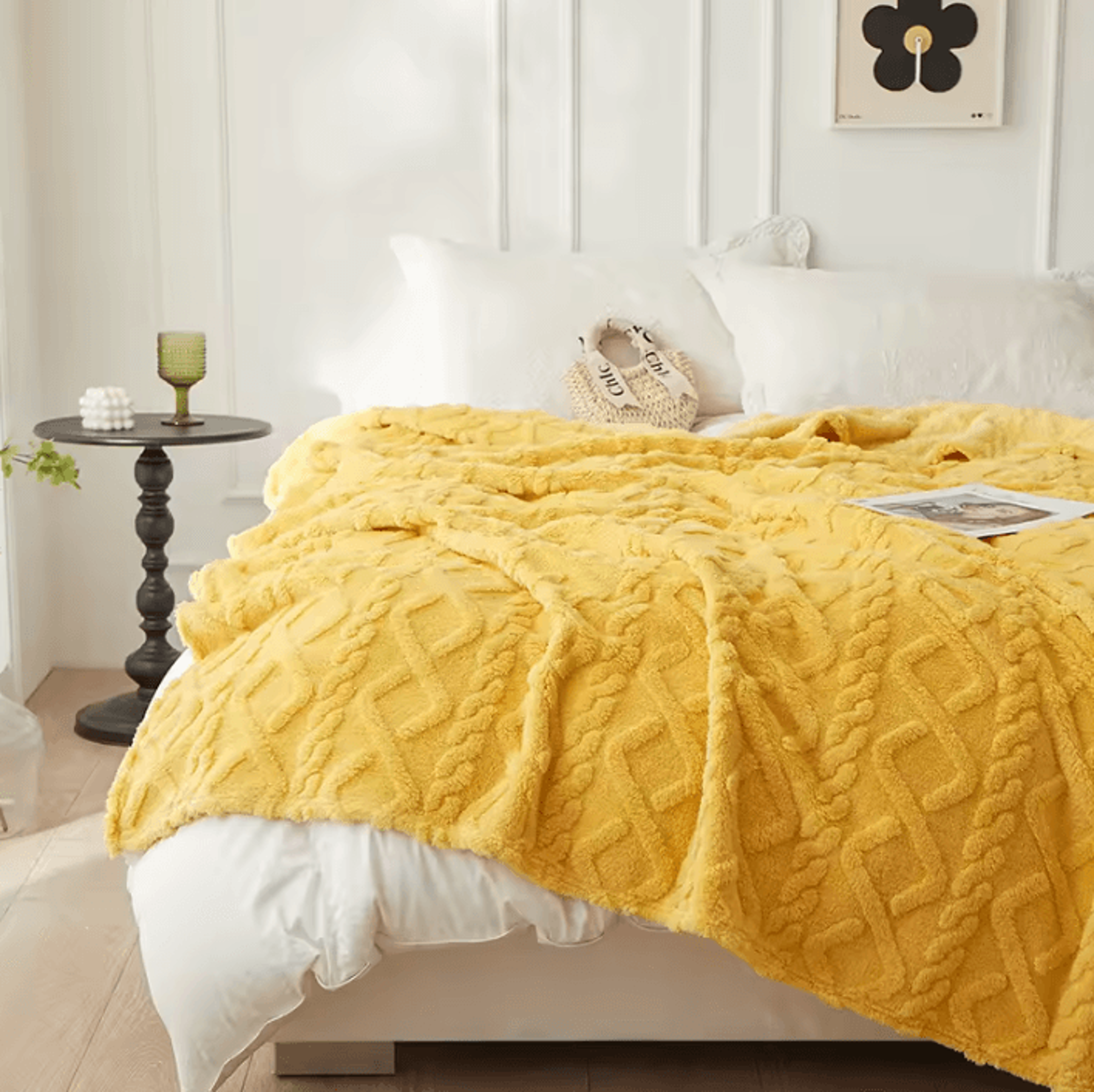 Double Sided Jacquard Fleece Throw Blanket 2