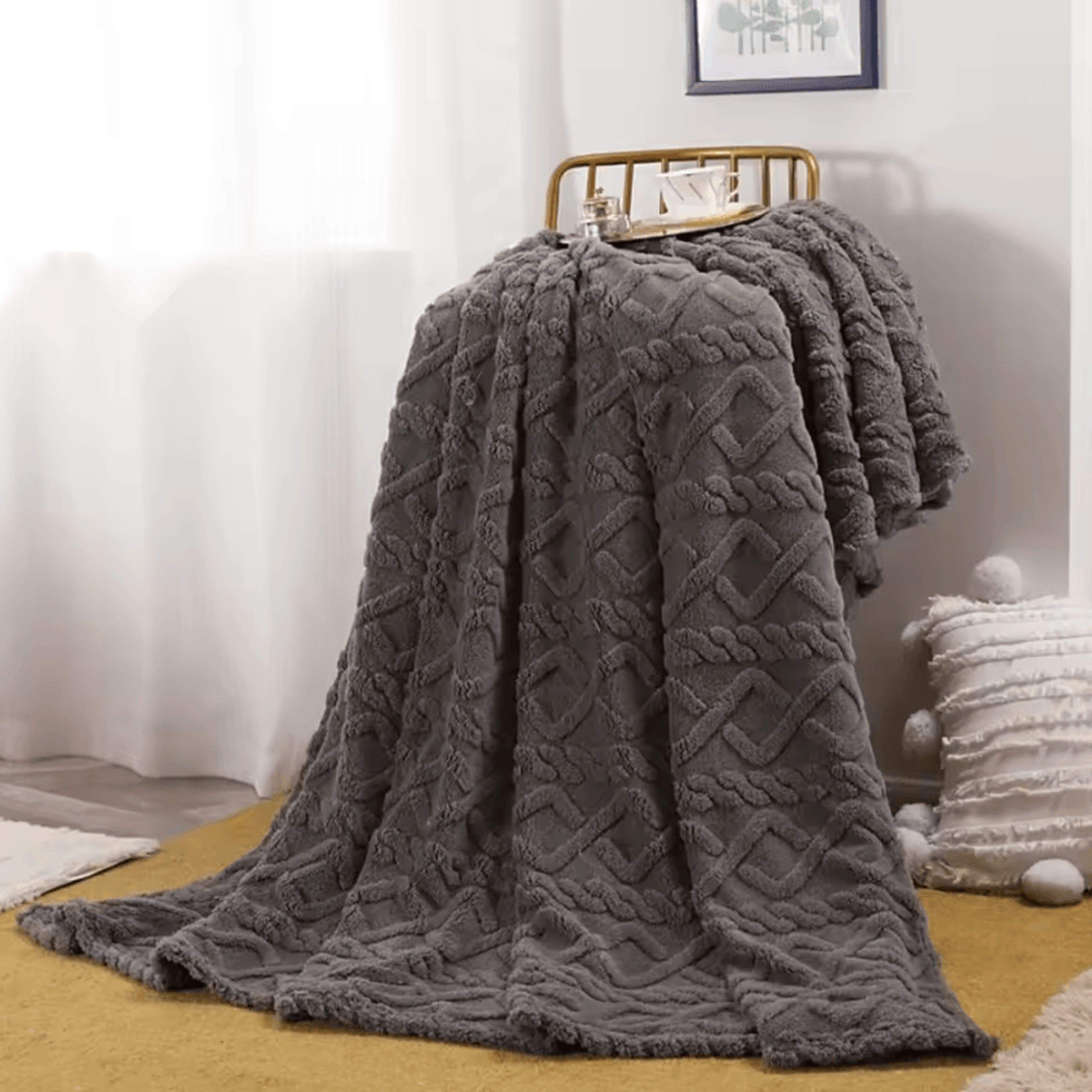 Embossed Plush Flannel Throw Blanket 9