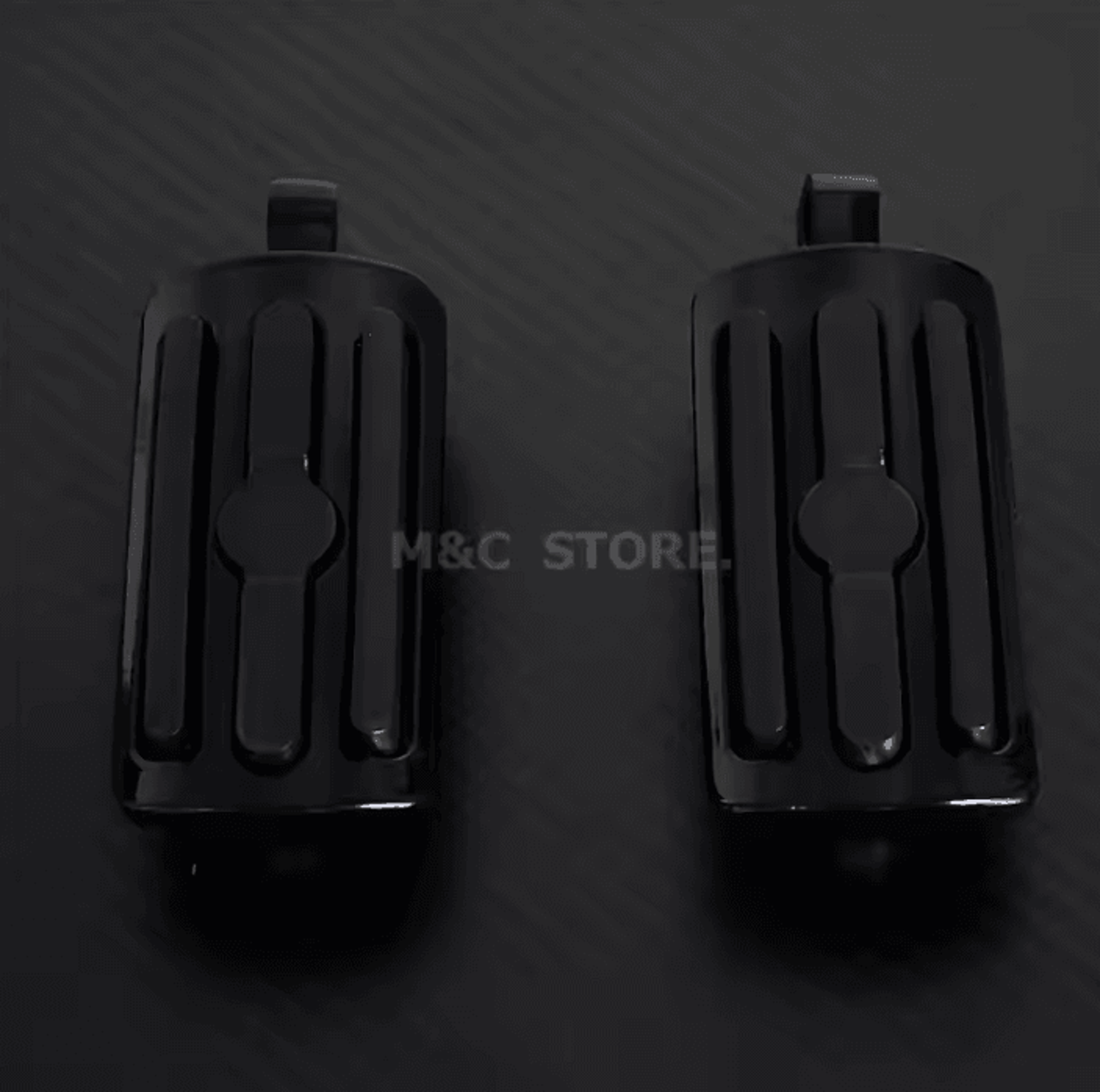 Comfort Grip Male Mount Footpegs For Harley Touring Dyna Sportster 2