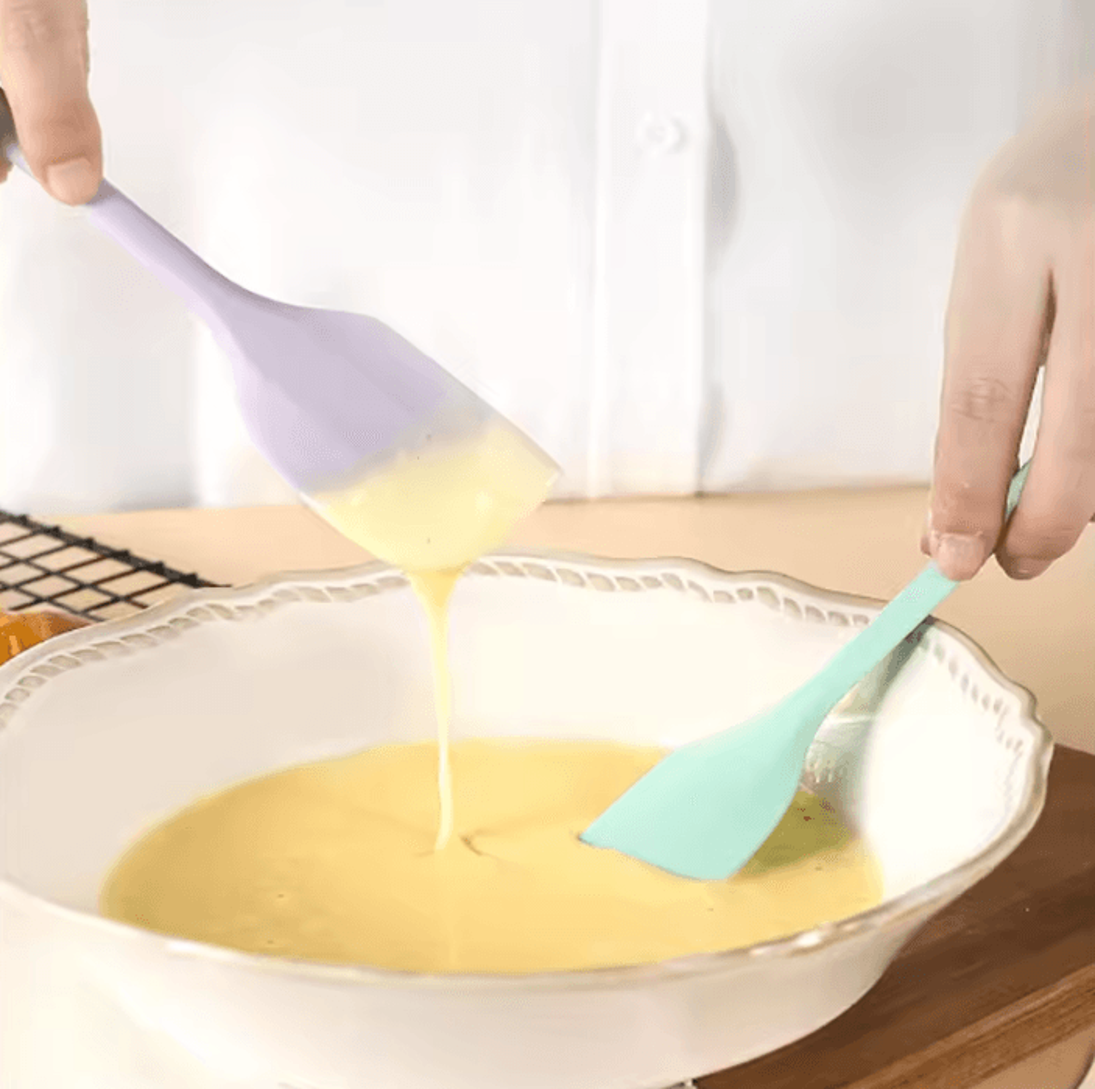 HeatResistant Silicone Cream Spatula  NonStick Butter  Baking Scraper Tool 1