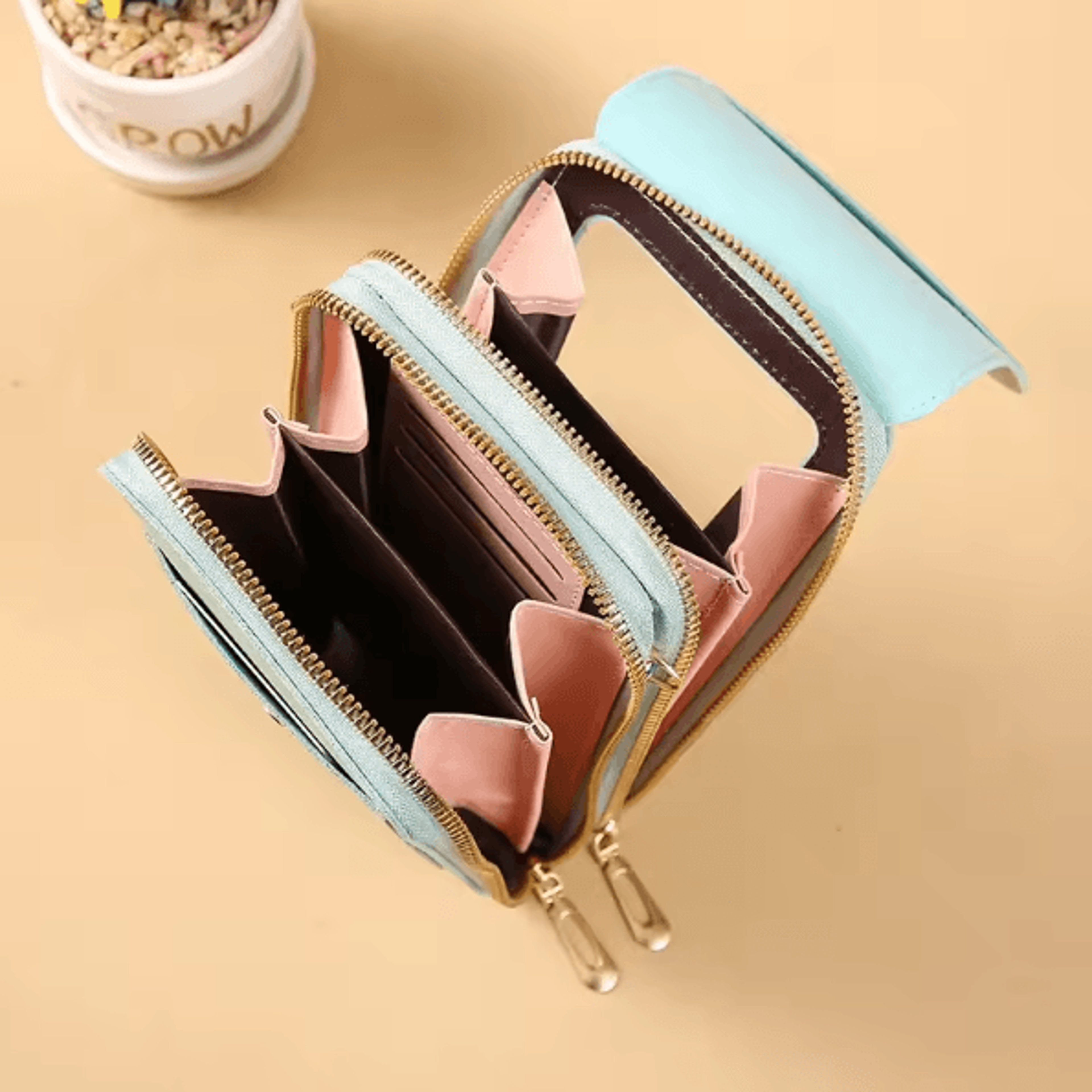 SmartChic Touch Screen Crossbody Phone Bag Soft Leather Women Wallet Purse With Strap Stylish Hands 1