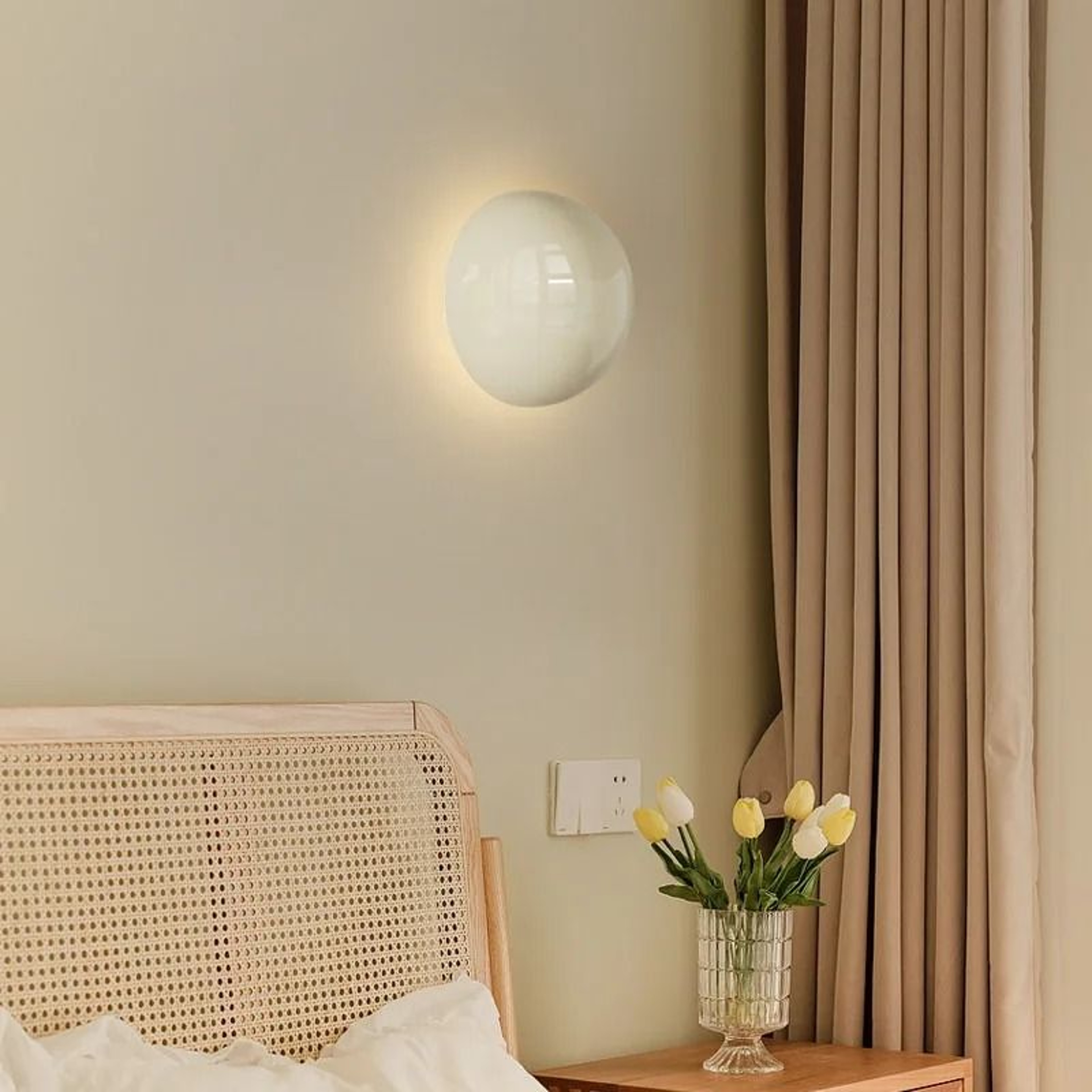 Modern Red Round Metal LED Wall Lamp And Ceiling Light For Bedroom Living Room And Corridor 5