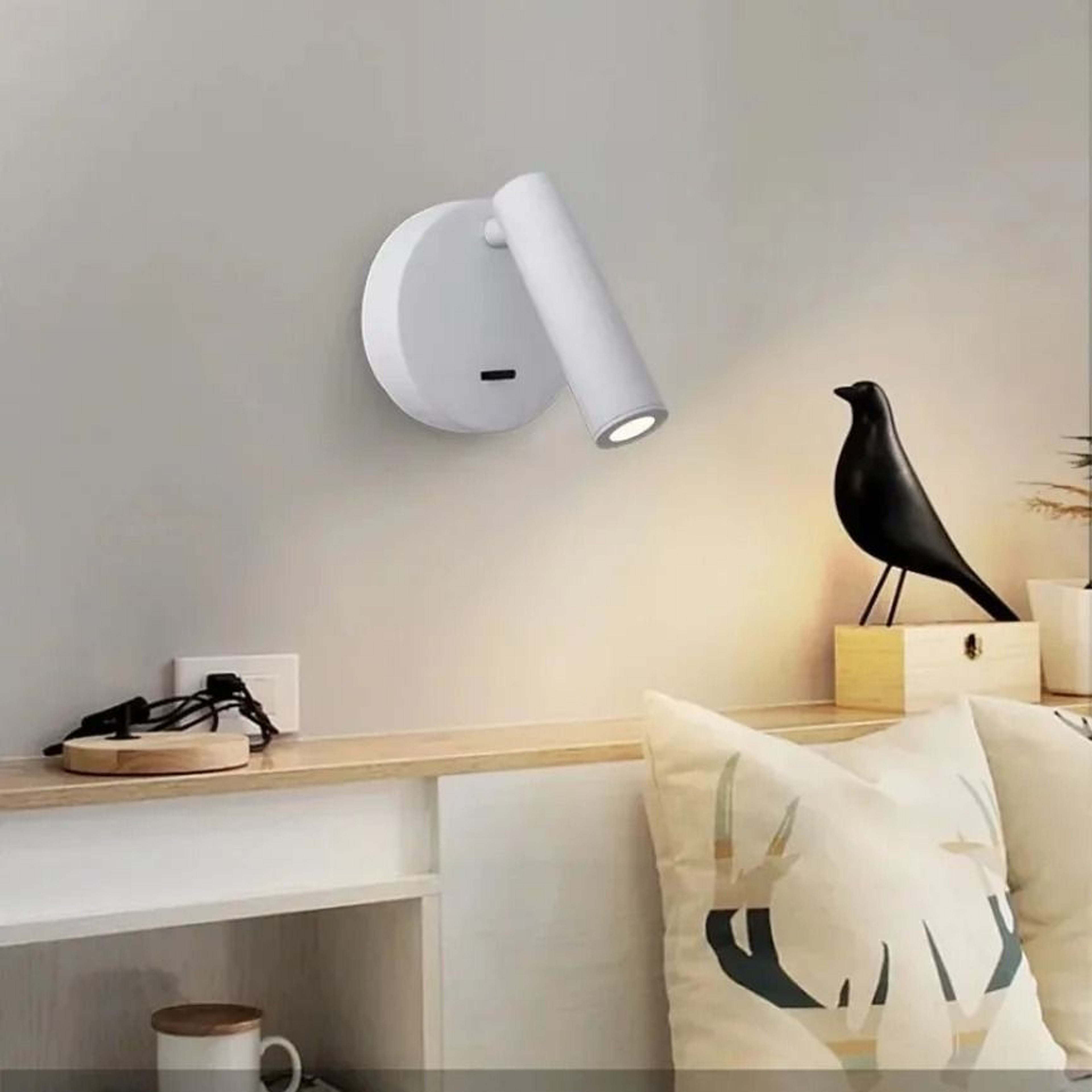 Modern LED Wall Reading Lamp With USB Charging Port Switch And Rotatable Head For Bedside And Livin 5