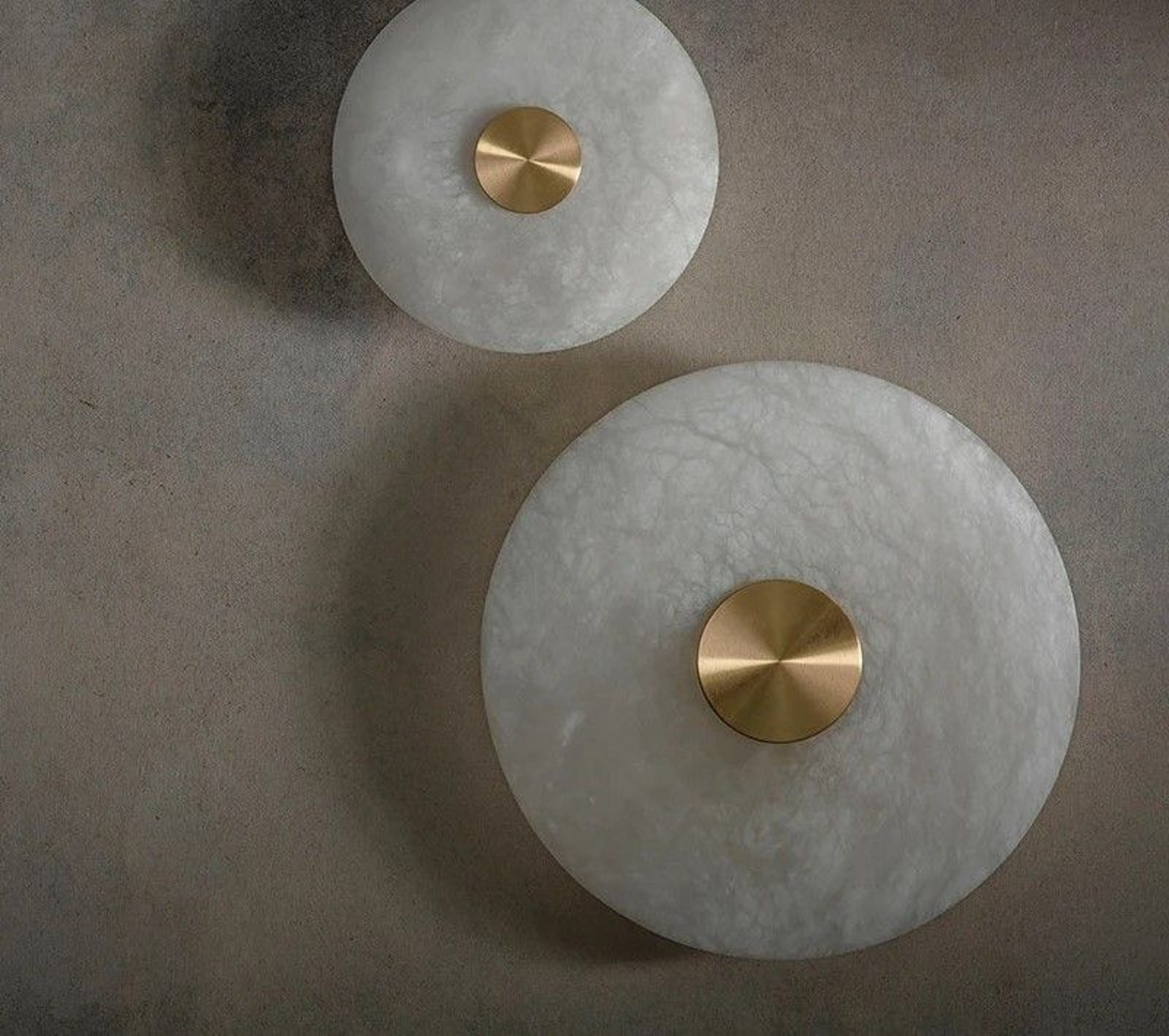 Natural Alabaster Stone Round LED Wall Lamp Sconce With Copper Base For Foyer Bedside And Staircase 5