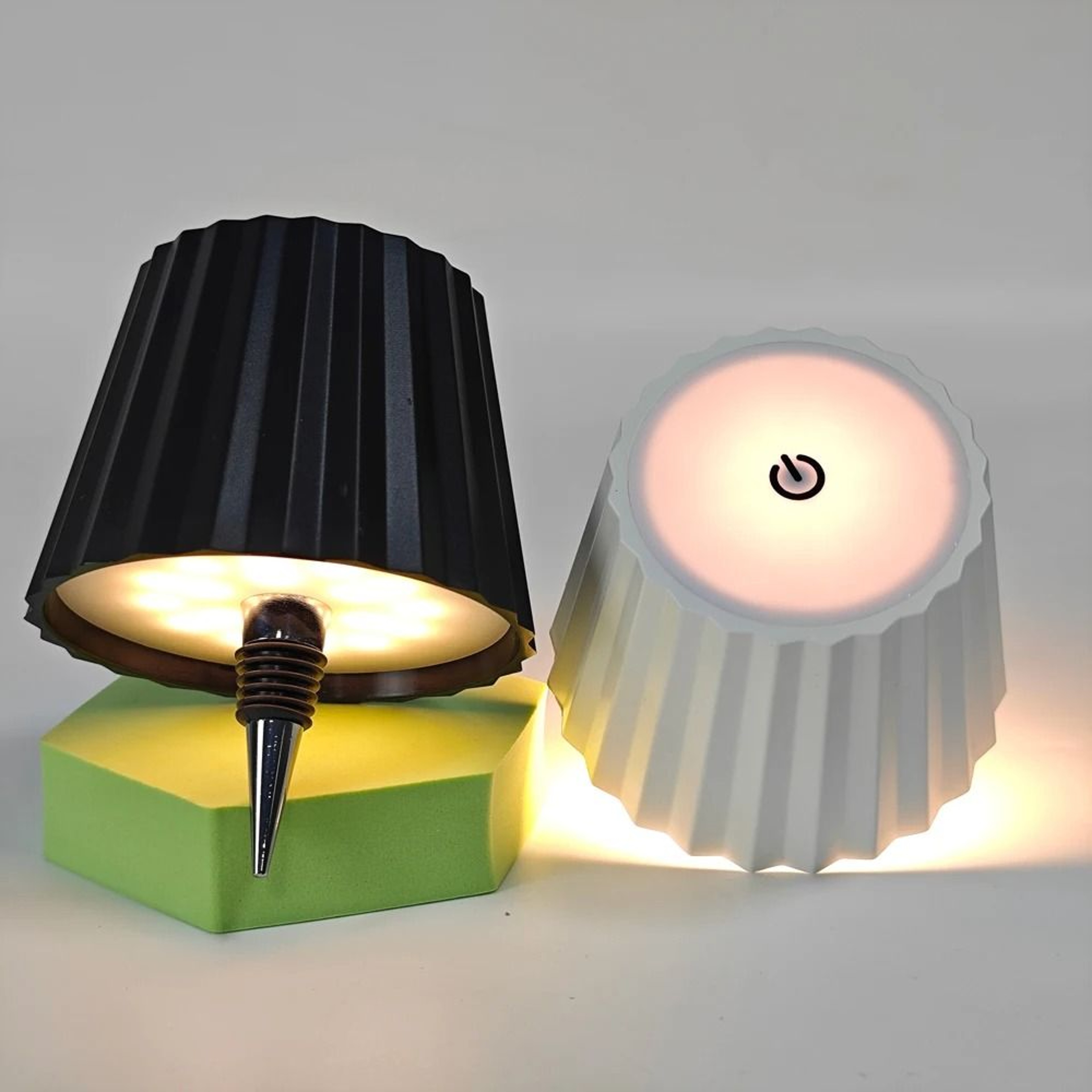Rechargeable LED Wine Bottle Light 3 Colors Dimmable Bar Cafe Atmosphere Lamp Creative Desk Light 3