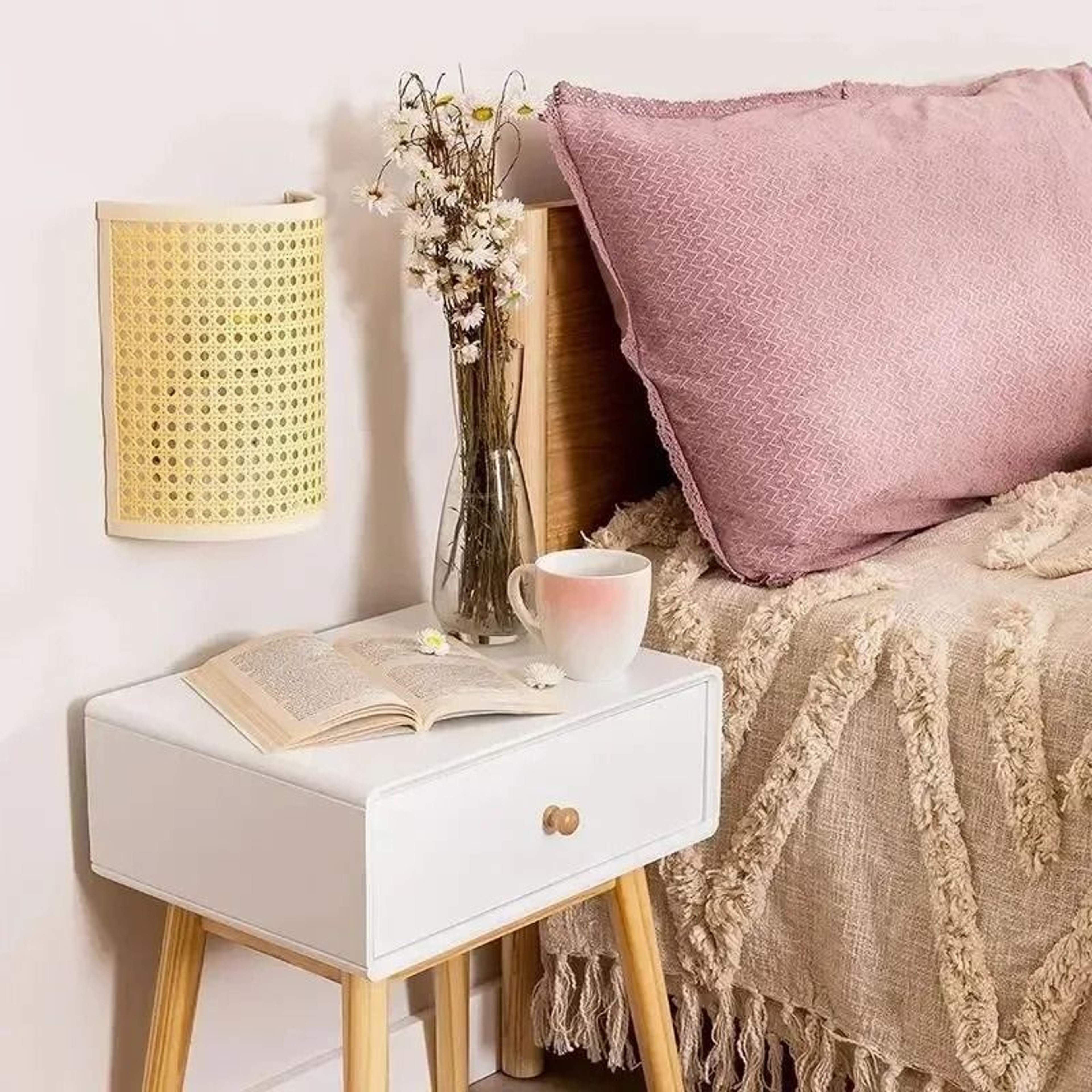 Handmade Rattan Wall Lamp Bohemian Woven Sconce Bedroom Bedside Corridor Living Decor Fixture 2
