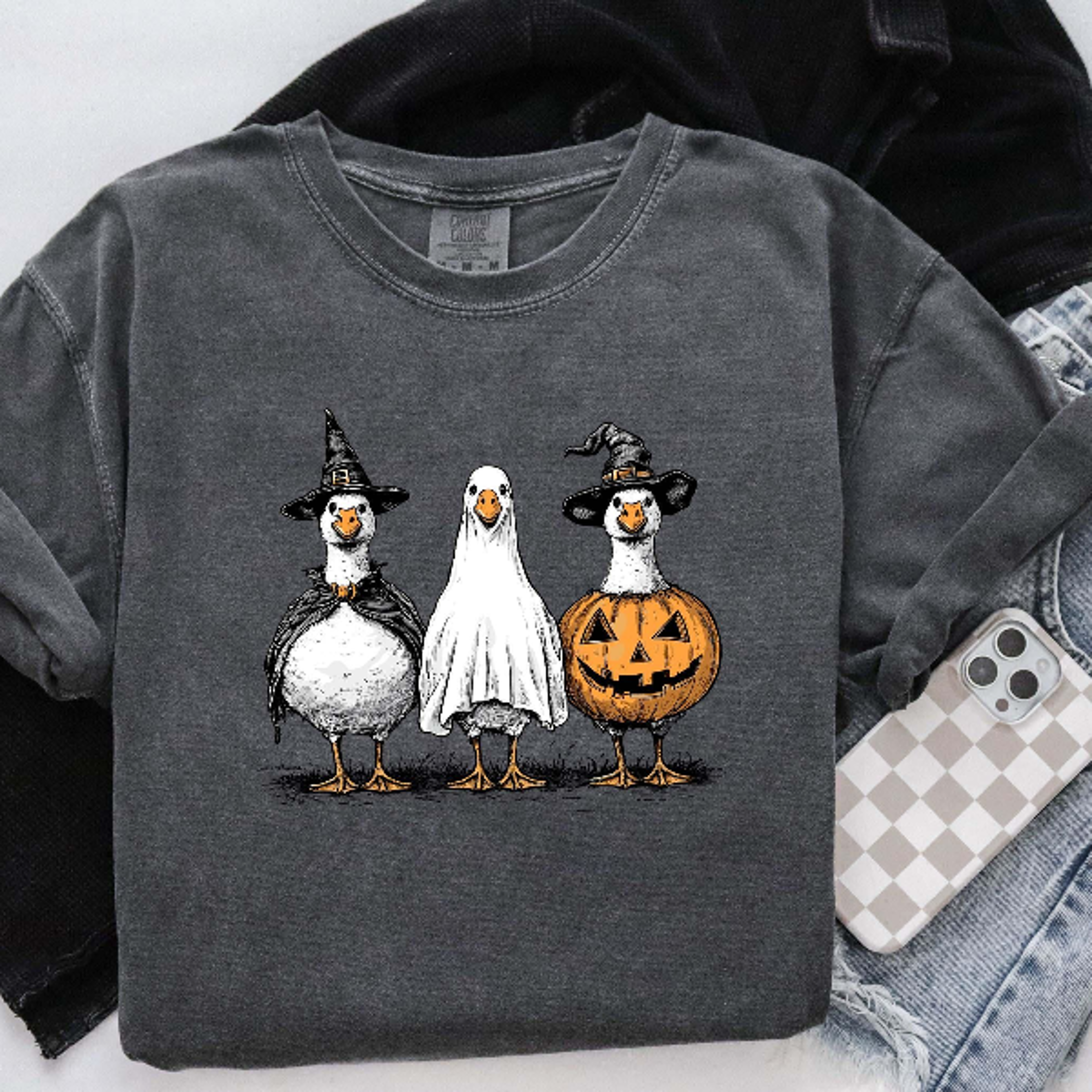Funny Goose Bumps Halloween TShirt Retro Girly Spooky Goose Tee 4