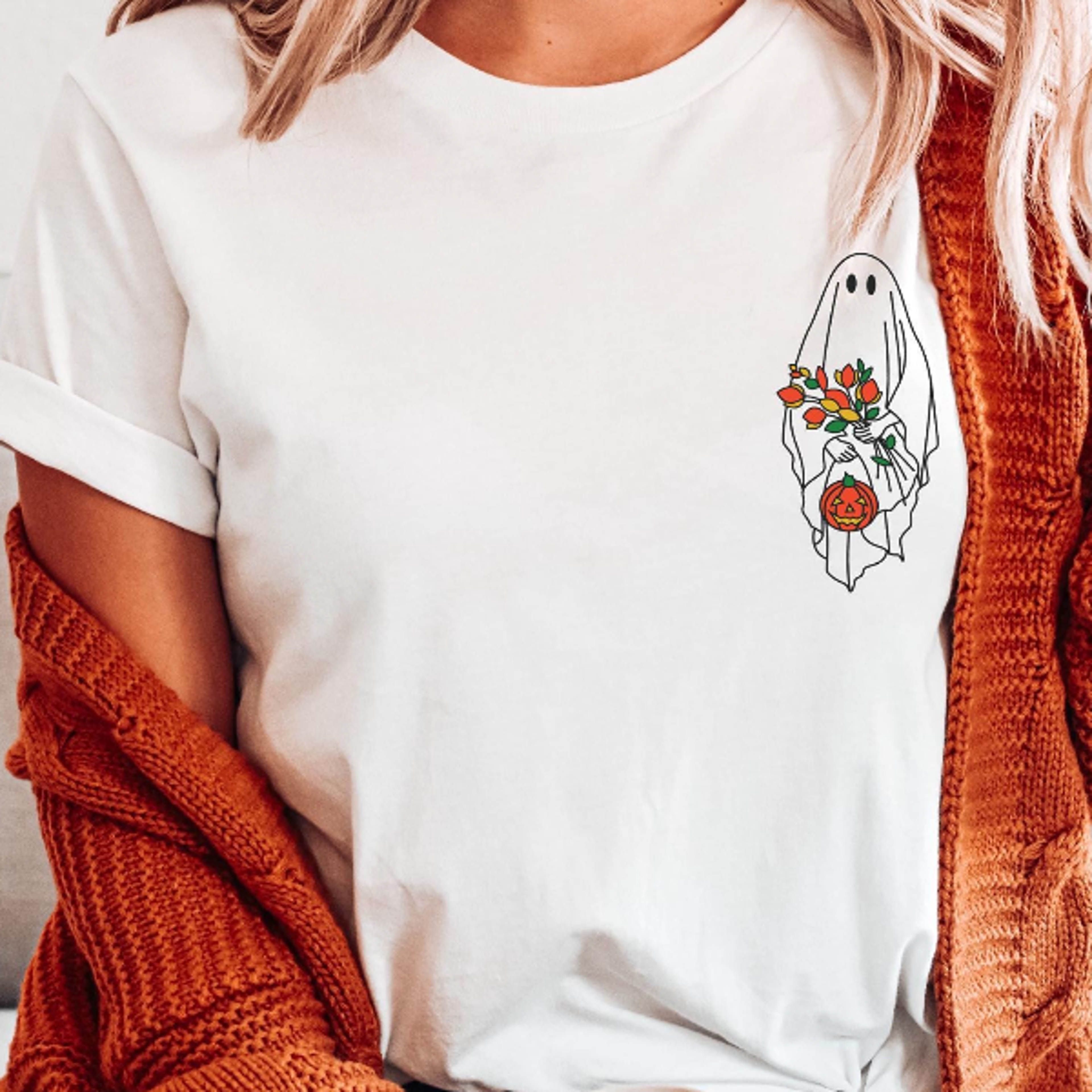 Floral Ghost Sweatshirt Vintage Pocket Ghost Halloween Fall Sweater 2