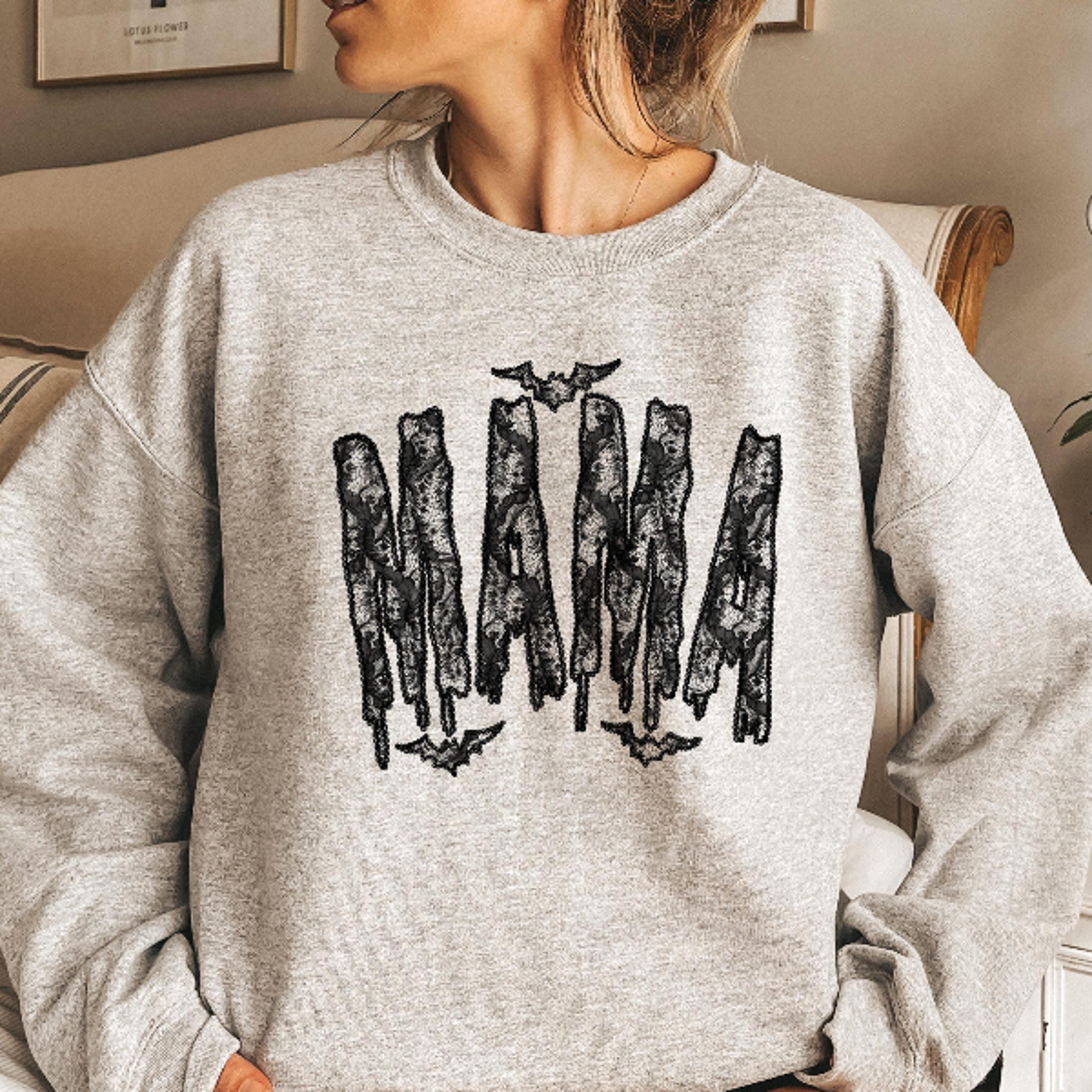 Spooky Mama Sweatshirt Coquette Halloween Retro Fall Tee 0