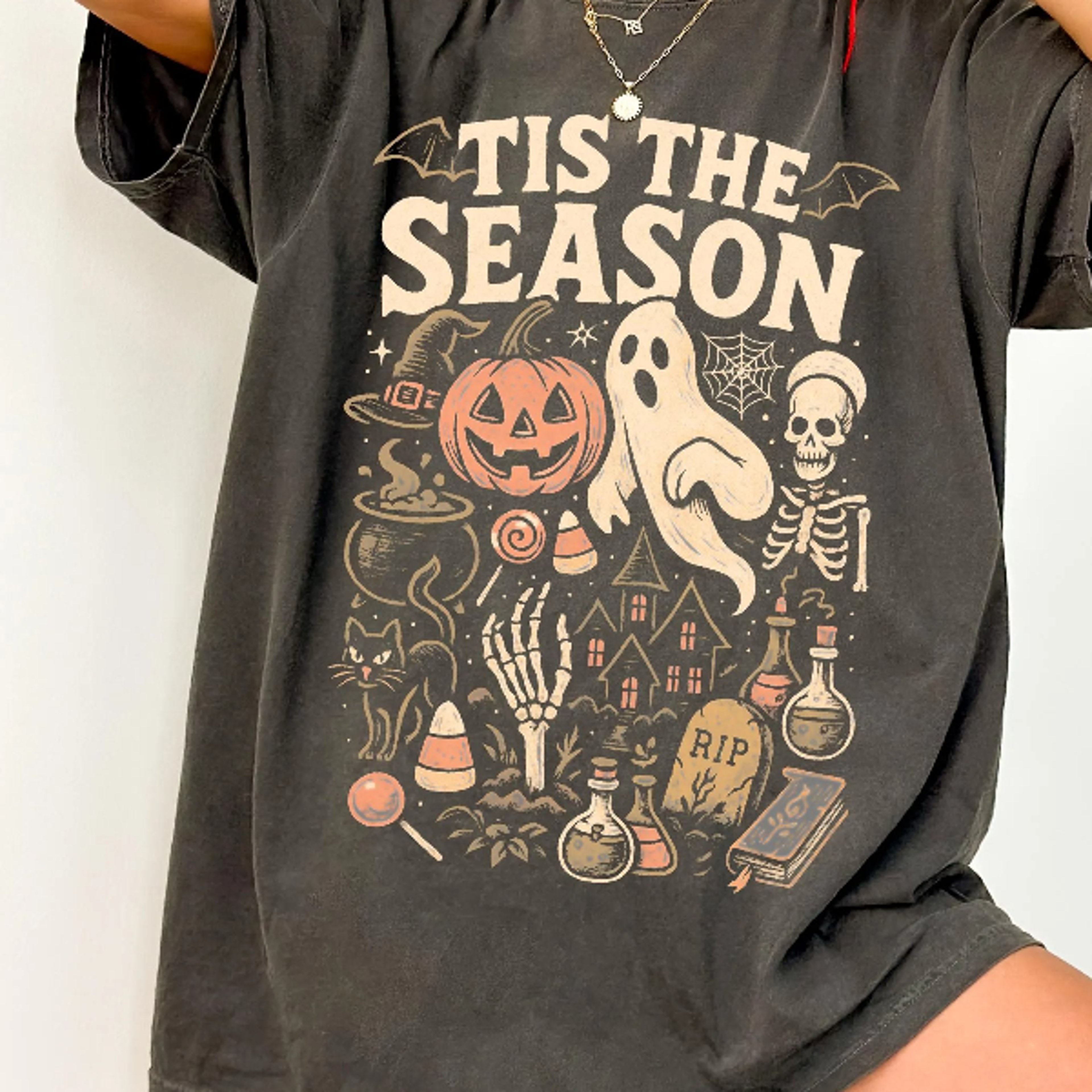 Retro Tis The Season Skeleton Pumpkin Ghost Halloween TShirt  Y2K Halloween  Womens Shirt 1