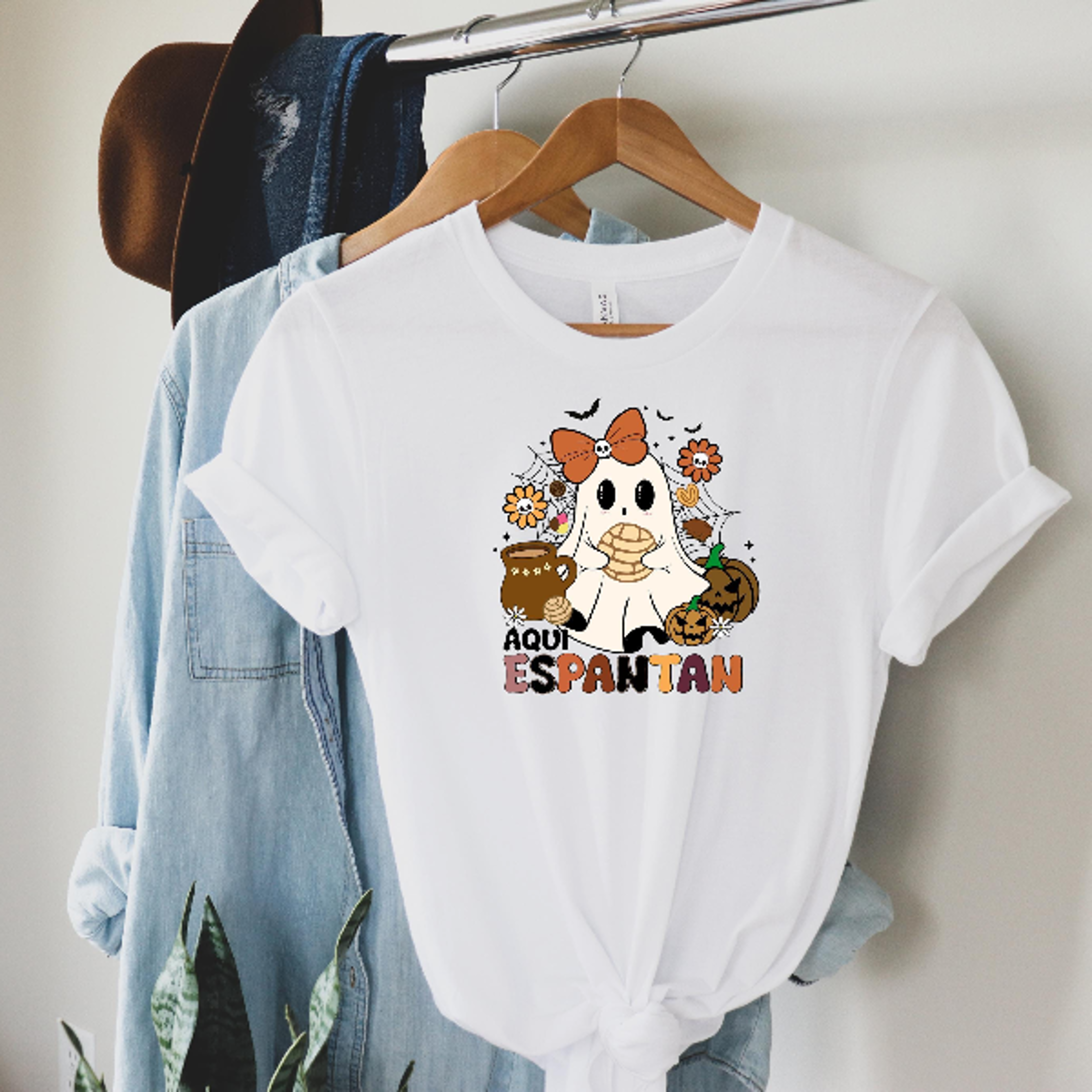 Aqui Espantan Ghost Shirt For Halloween Spooky Conchas Mexican Ghost Tshirt For Women Regalos En Es 
