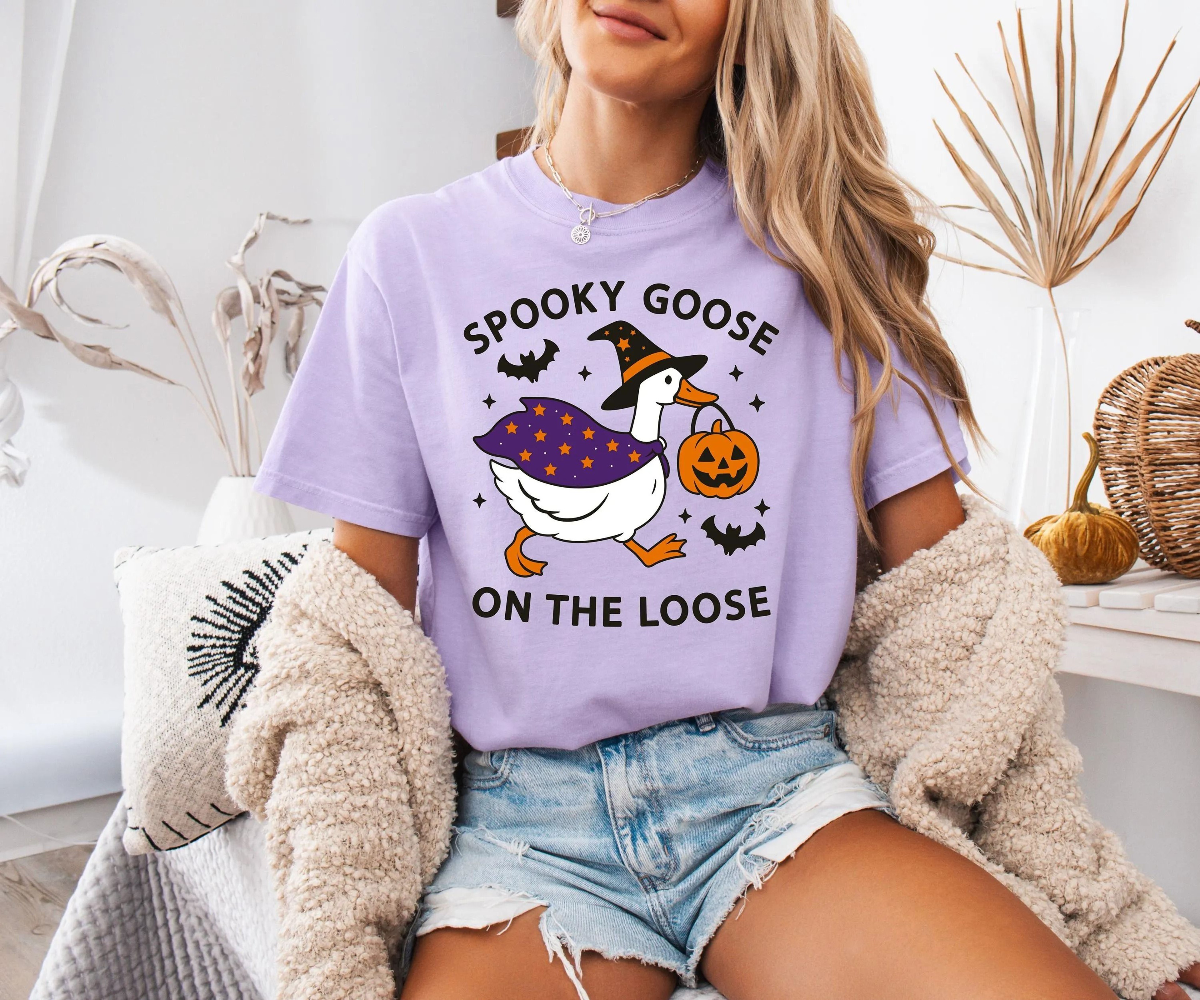 Halloween Shirt Spooky Goose On The Loose Tshirt Funny Halloween Tee Spooky Season Fall Season Goos 1