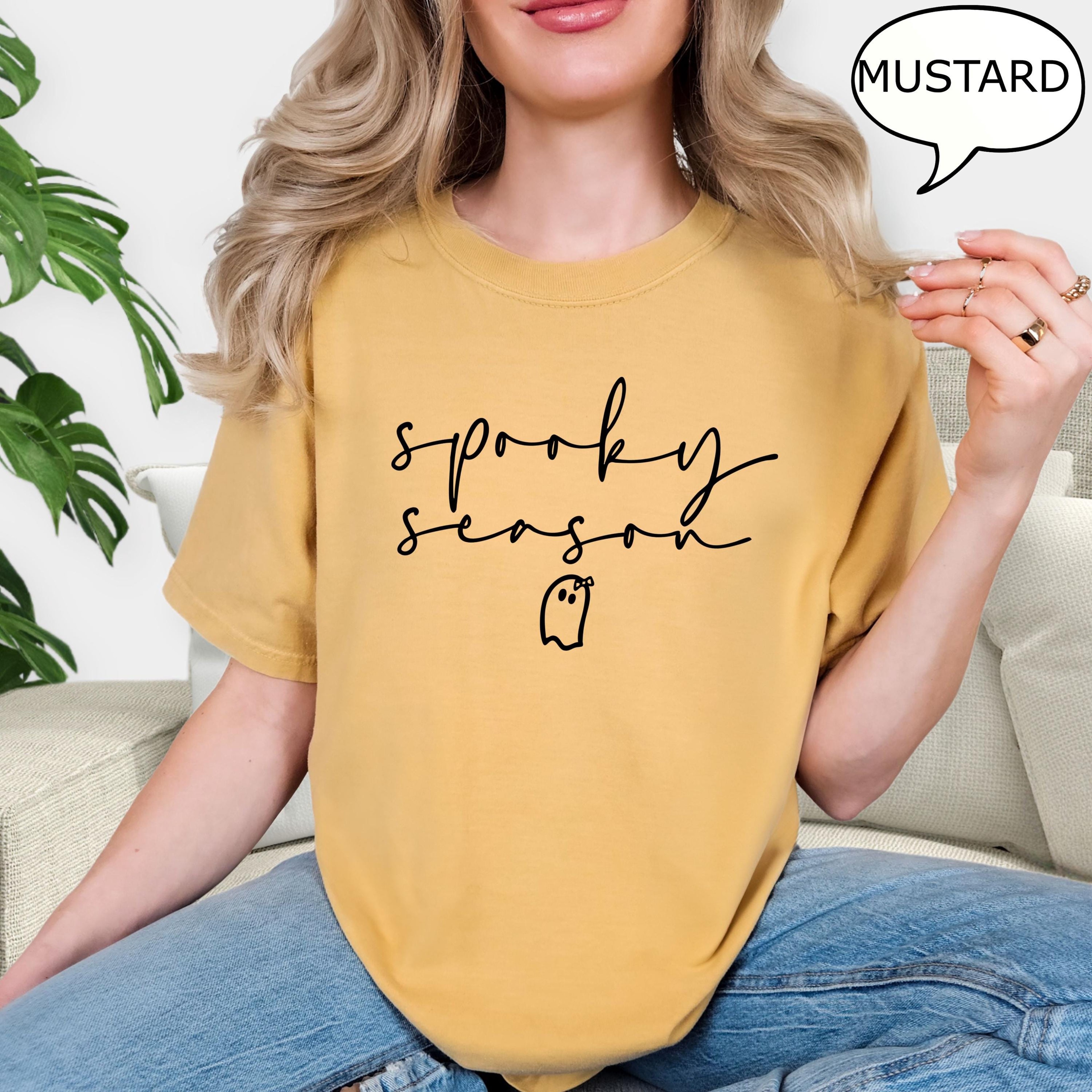 Spooky Season Shirt Cute Ghost Halloween T Shirt For Women Spooky Halloween Graphic Tee 3