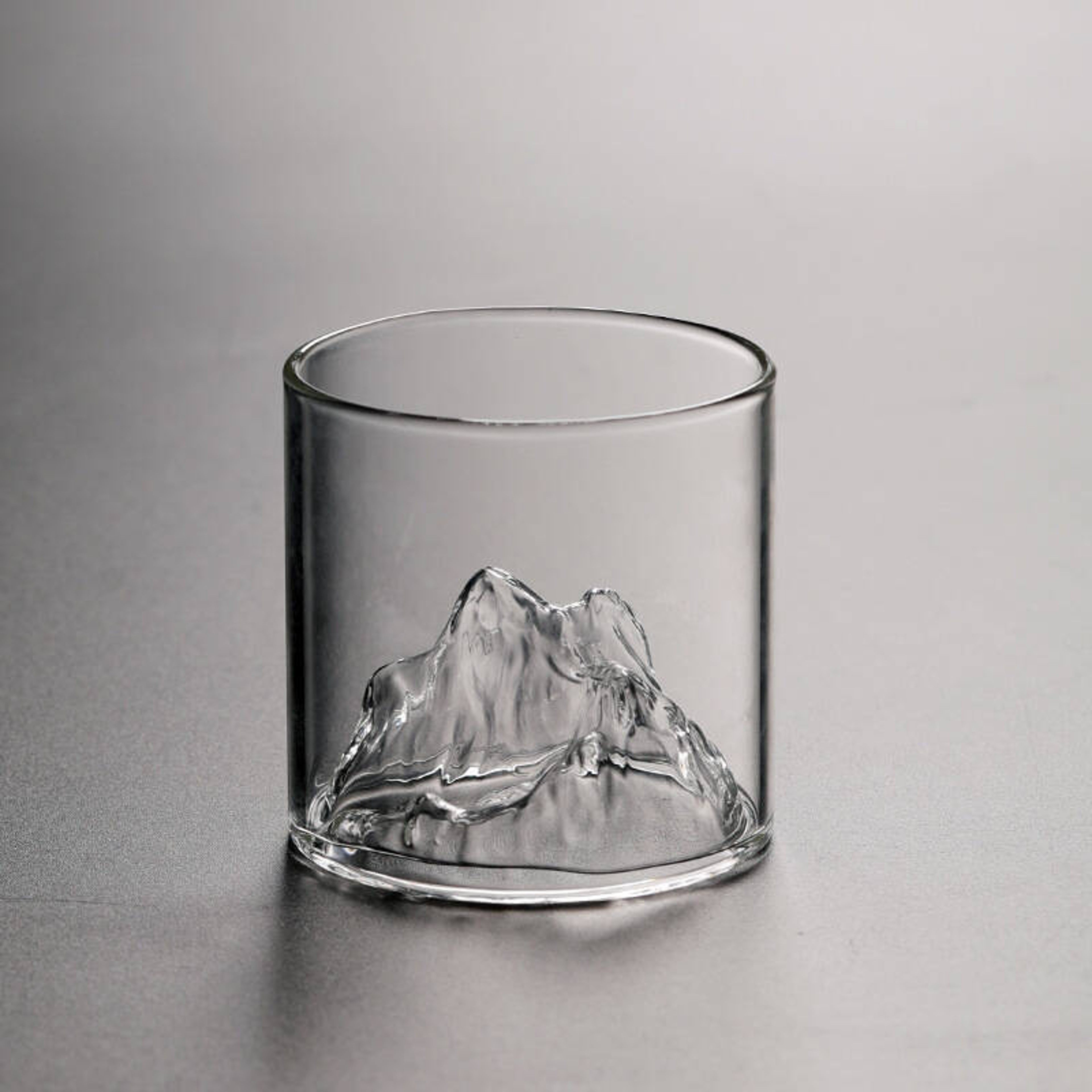Heat-Resistant Borosilicate Whiskey Glass, Elegant Mountain View Tumbler for Scotch Wine Tea, Home Barware – view 2