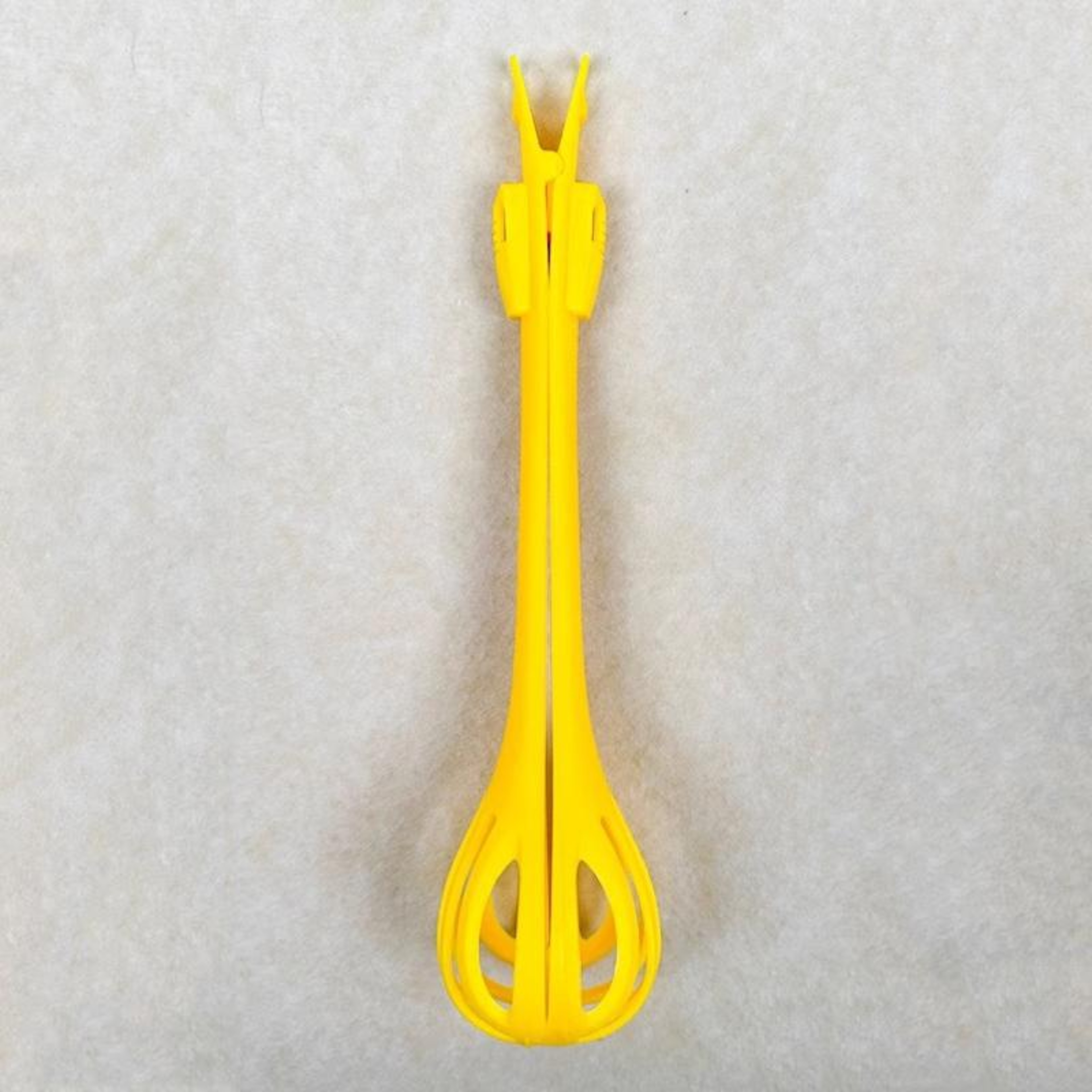 HighVisibility Hamster Catcher Clip Cage With Ventilated Design And Secure Lock 0