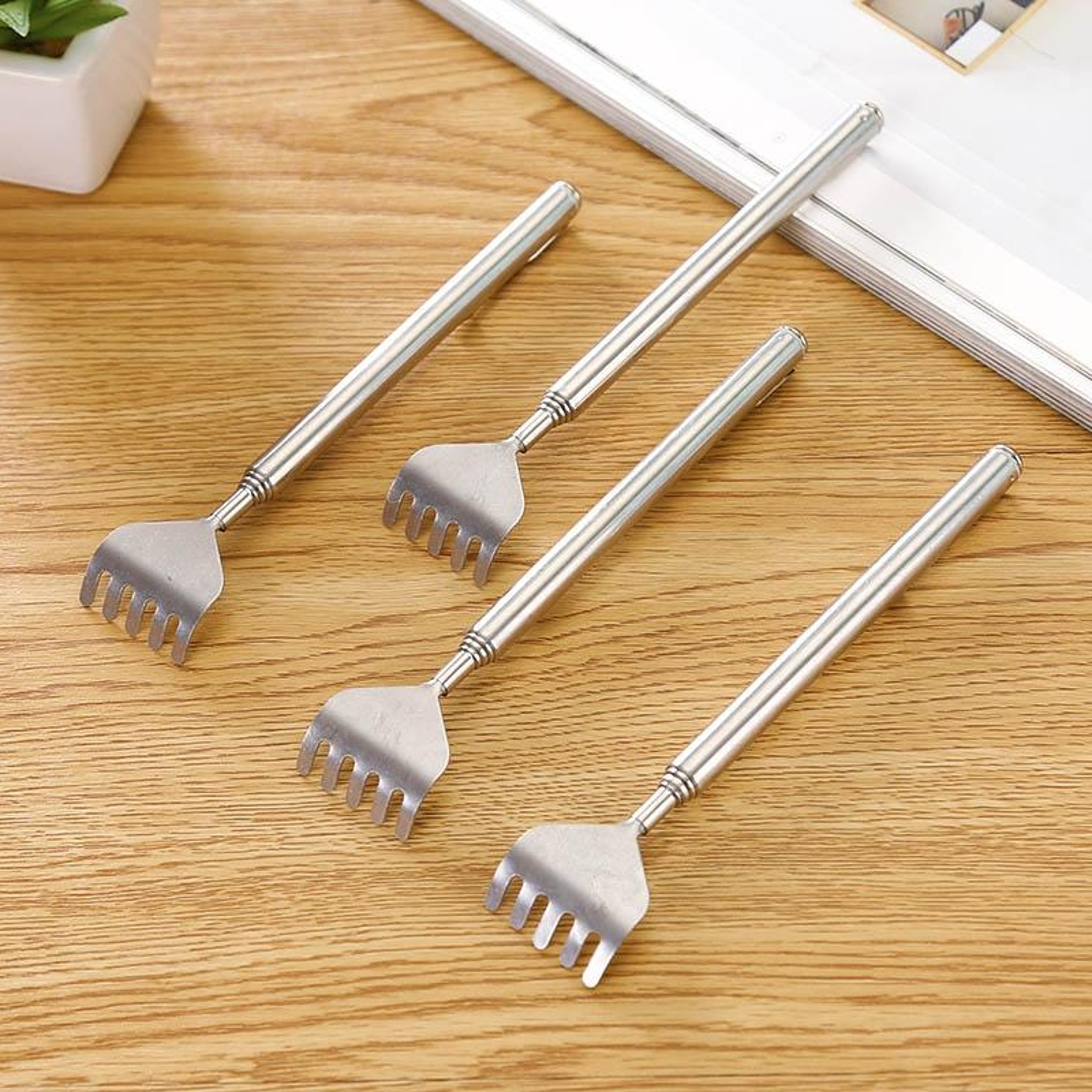 Extendable Stainless Steel Back Scratcher Set Anti Itch Telescopic Massager 2pcs – view 3