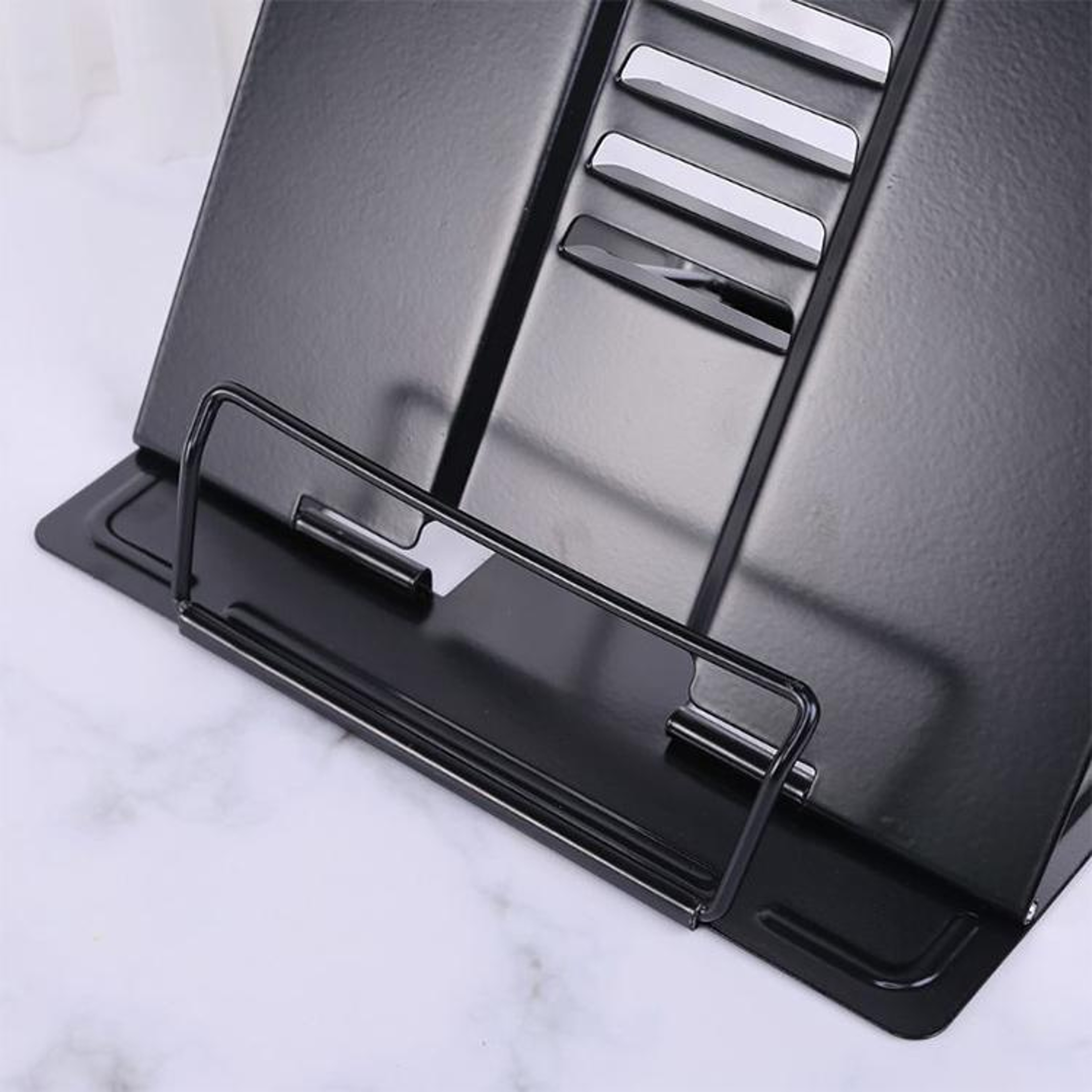 Adjustable Book Stand For Reading IPad  Documents Portable Metal Reading Holder 3