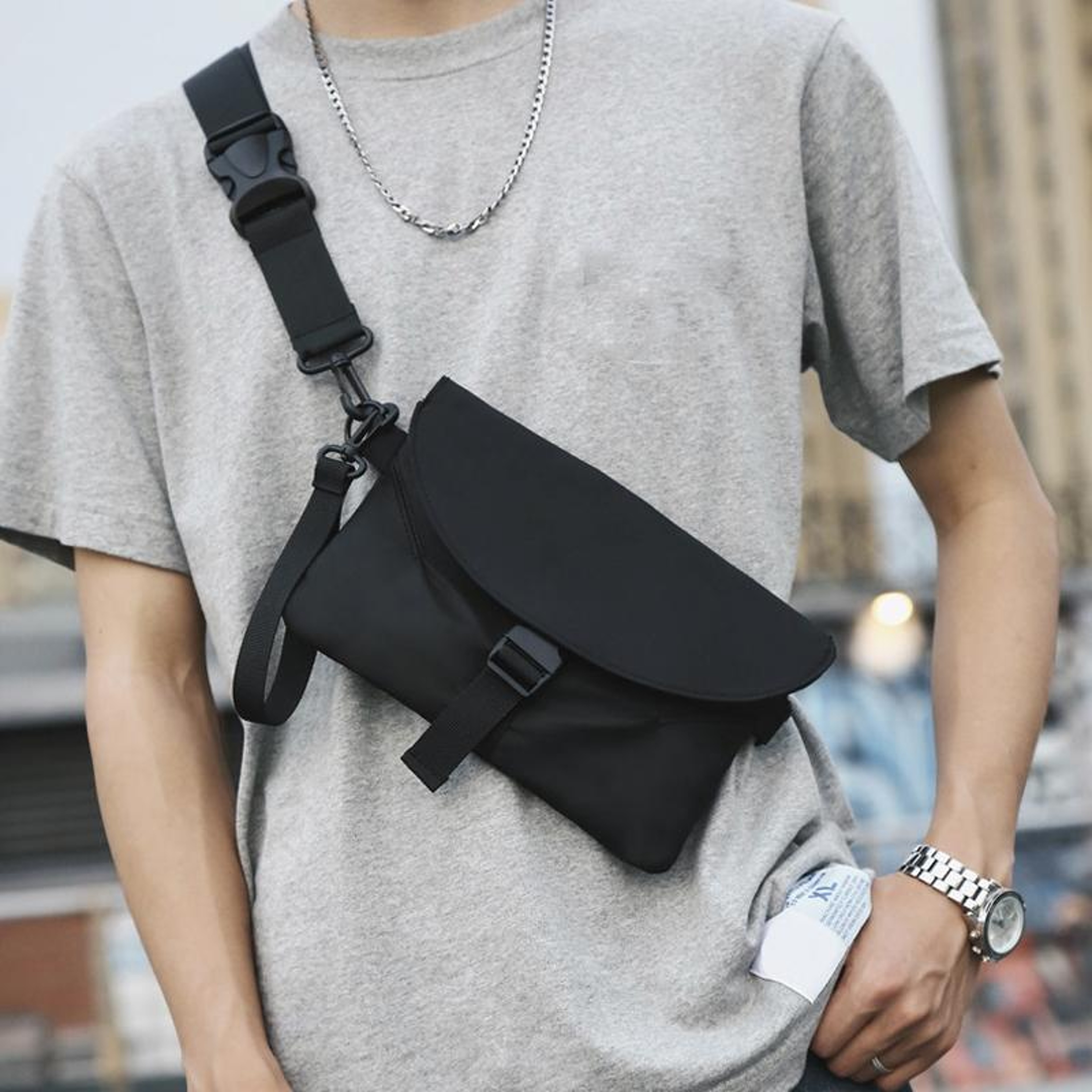 Durable Small Nylon Crossbody Bag Casual Work  Everyday Shoulder Bag 0
