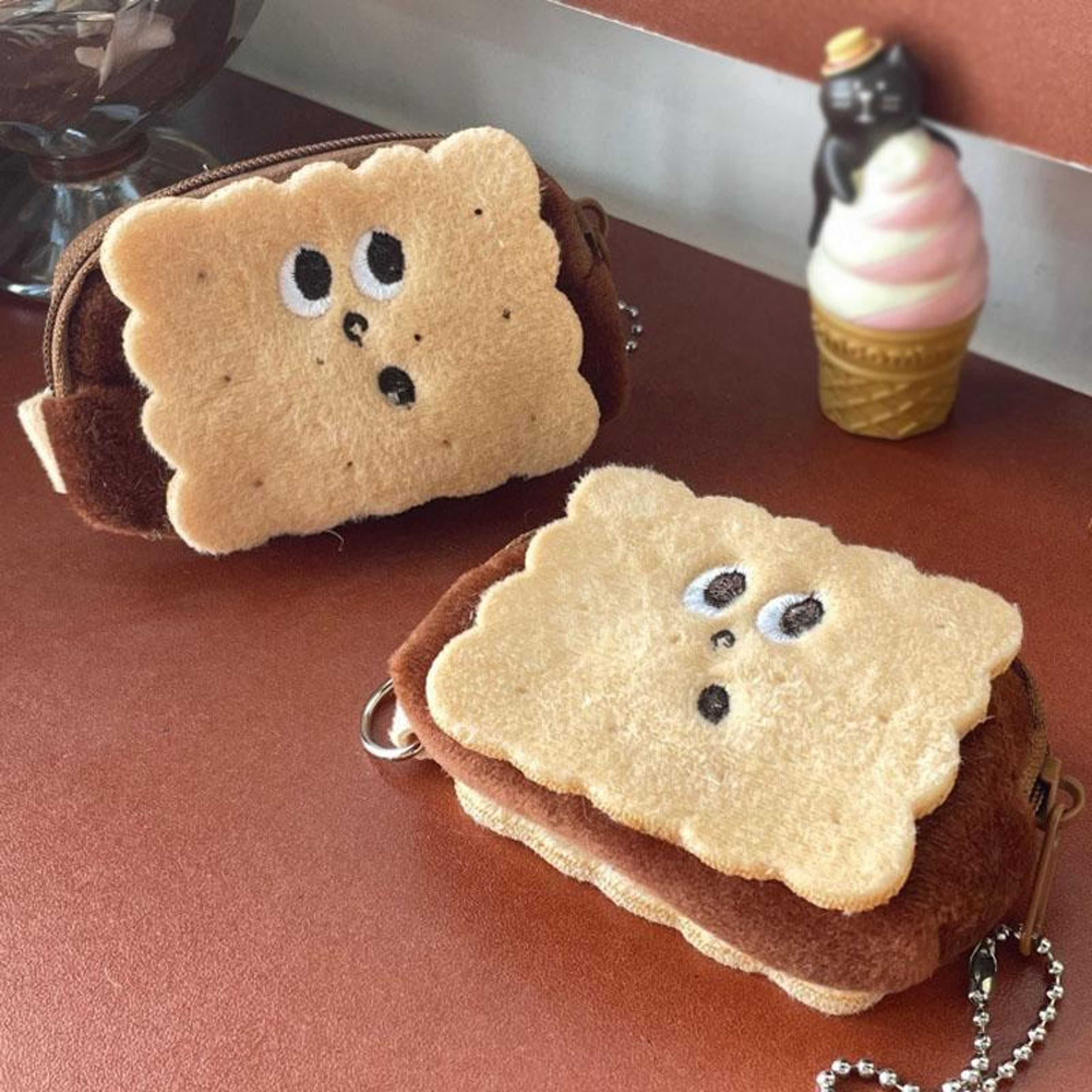 Cute Cookie Plush Coin Purse Mini Storage Pouch Cartoon Coin Wallet for Coins Lipstick and Cables – view 6