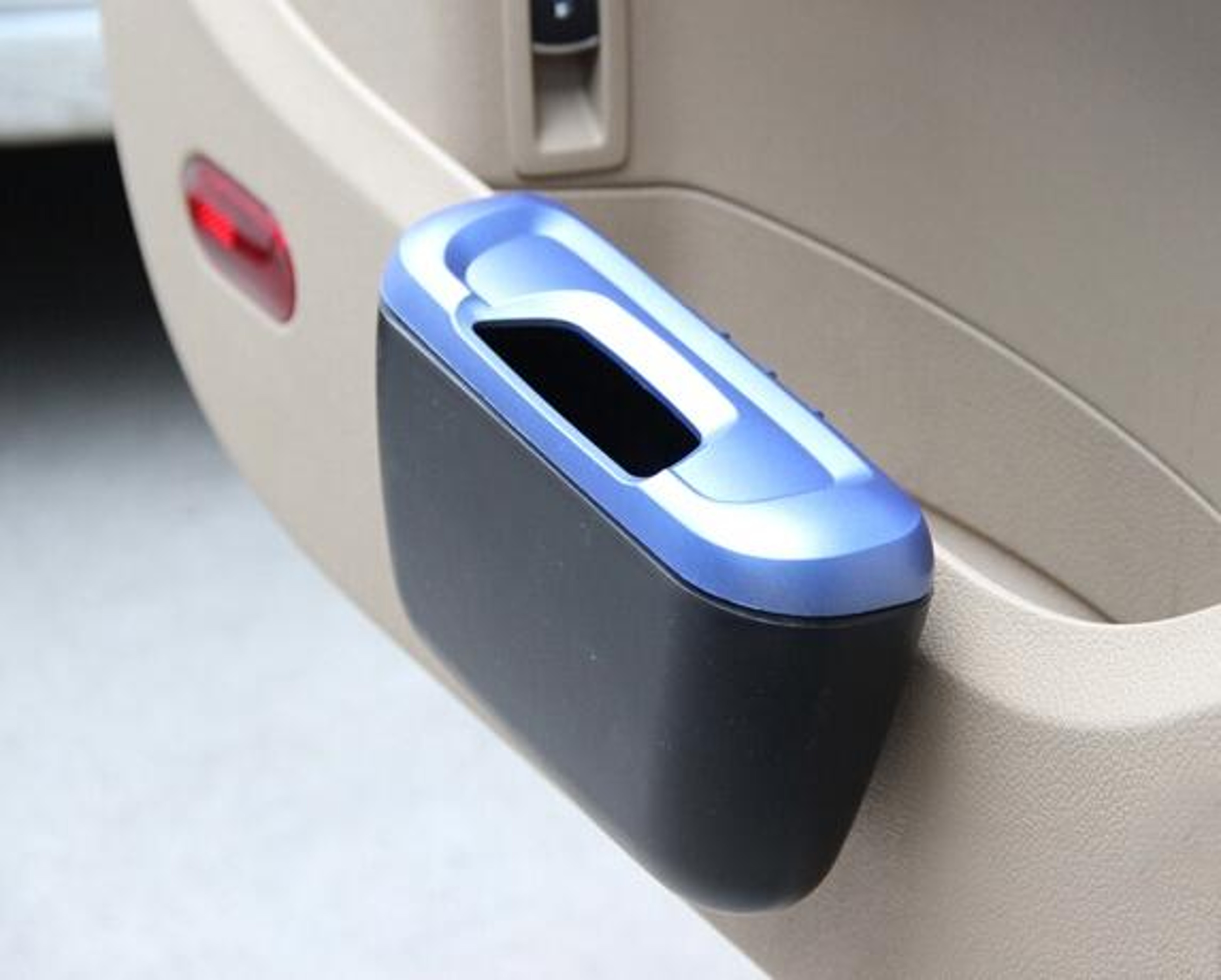 Compact Car Trash Can And Car Storage Organizer Hanging Mini Garbage Bin Random Color Delivery 7