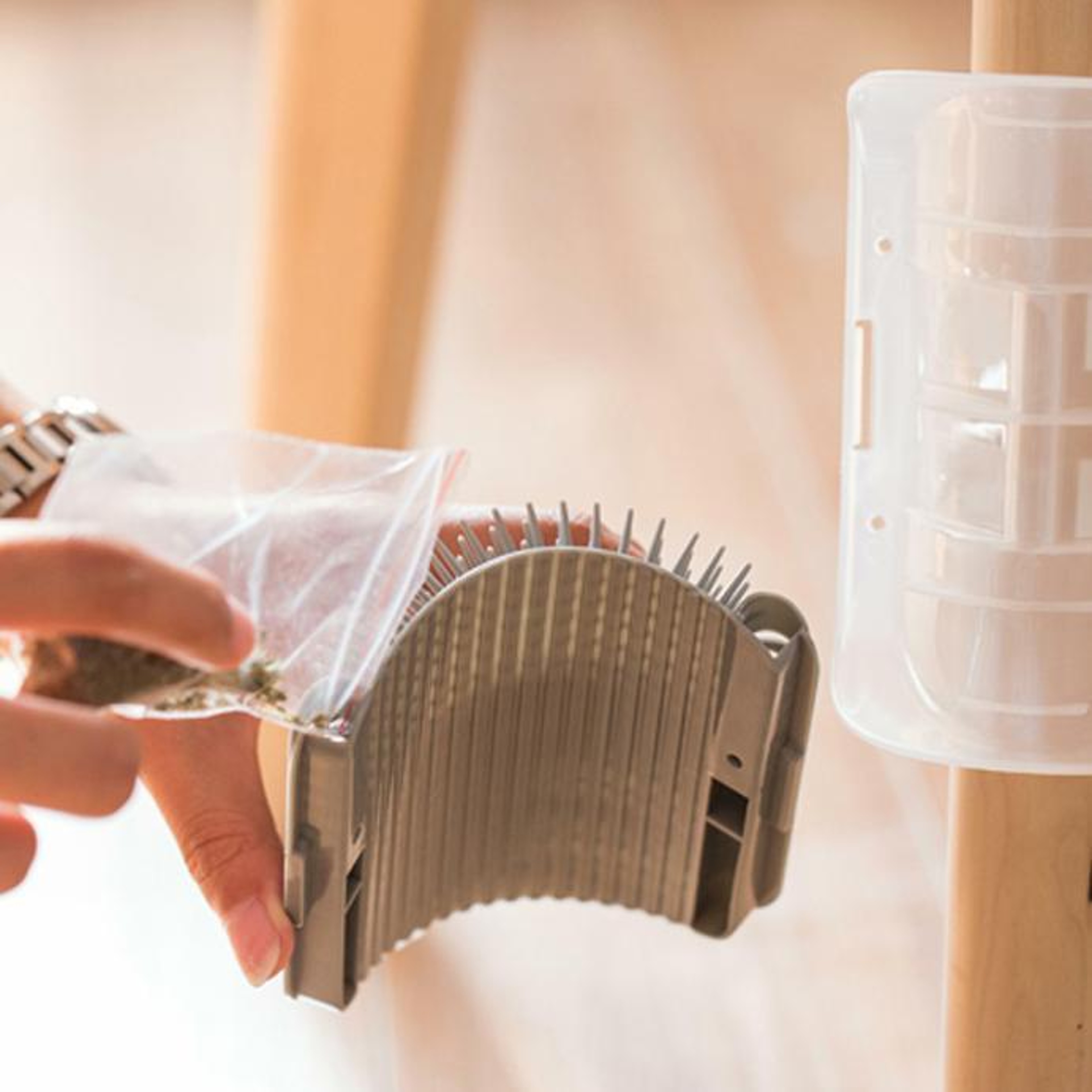 Cat Self Groomer Brush – view 6