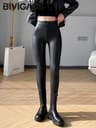 Women's High Waist Fleece Leather-Look Leggings with Graffiti Letter Print